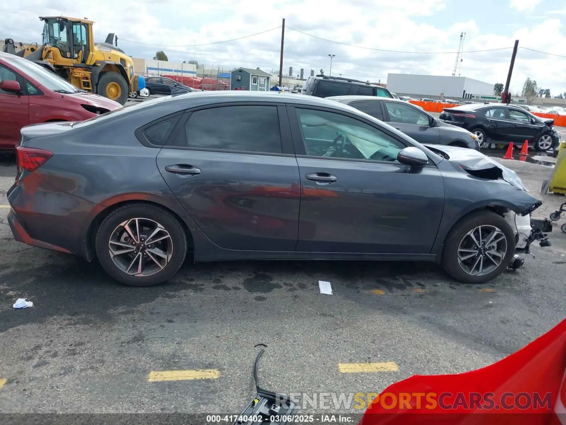 13 Photograph of a damaged car 3KPF24ADXRE712291 KIA FORTE 2024