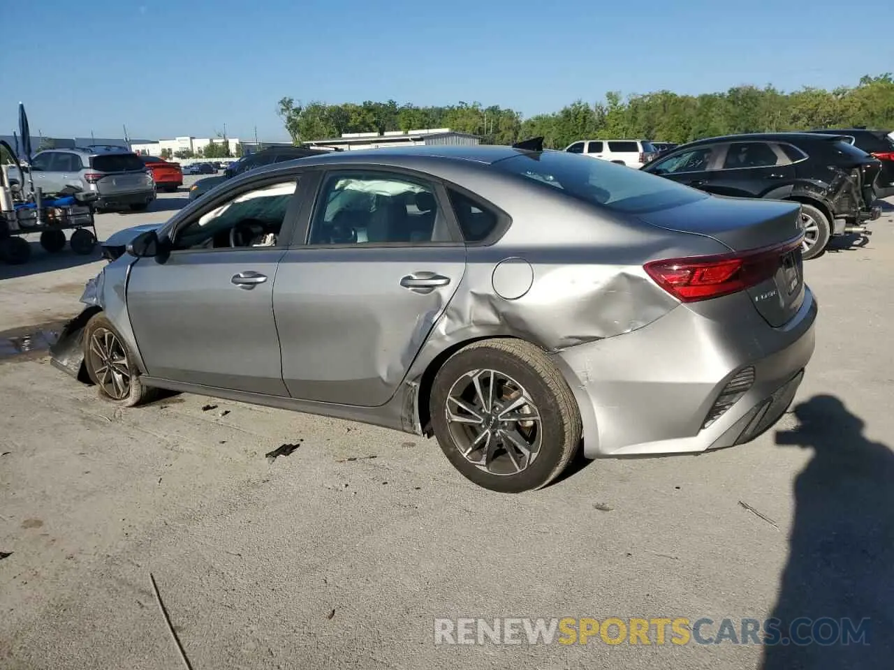2 Photograph of a damaged car 3KPF24ADXRE722786 KIA FORTE 2024