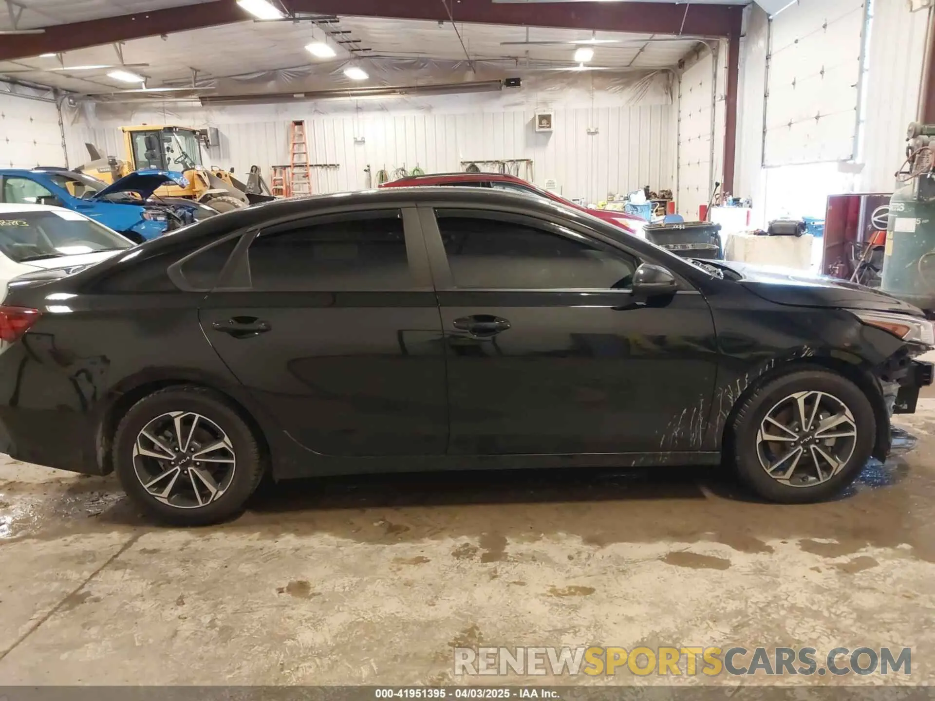 13 Photograph of a damaged car 3KPF24ADXRE728474 KIA FORTE 2024