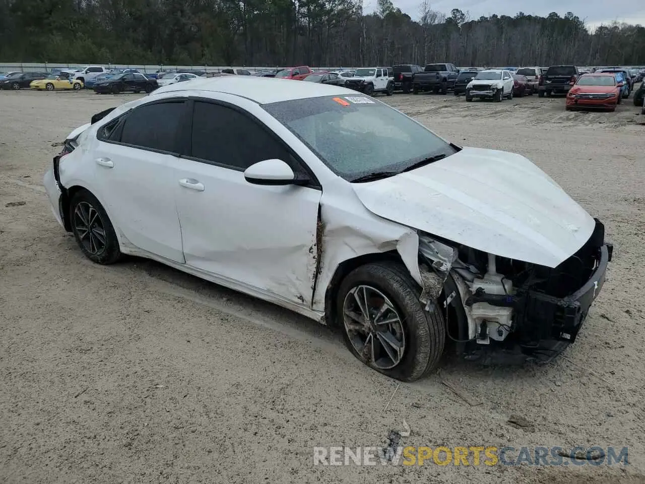 4 Photograph of a damaged car 3KPF24ADXRE728538 KIA FORTE 2024