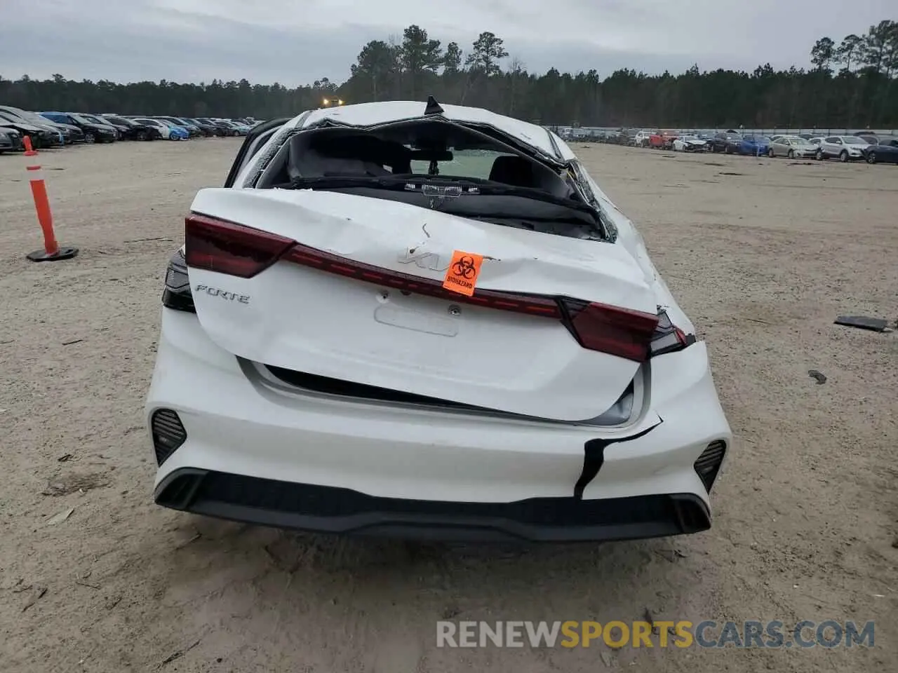 6 Photograph of a damaged car 3KPF24ADXRE728538 KIA FORTE 2024