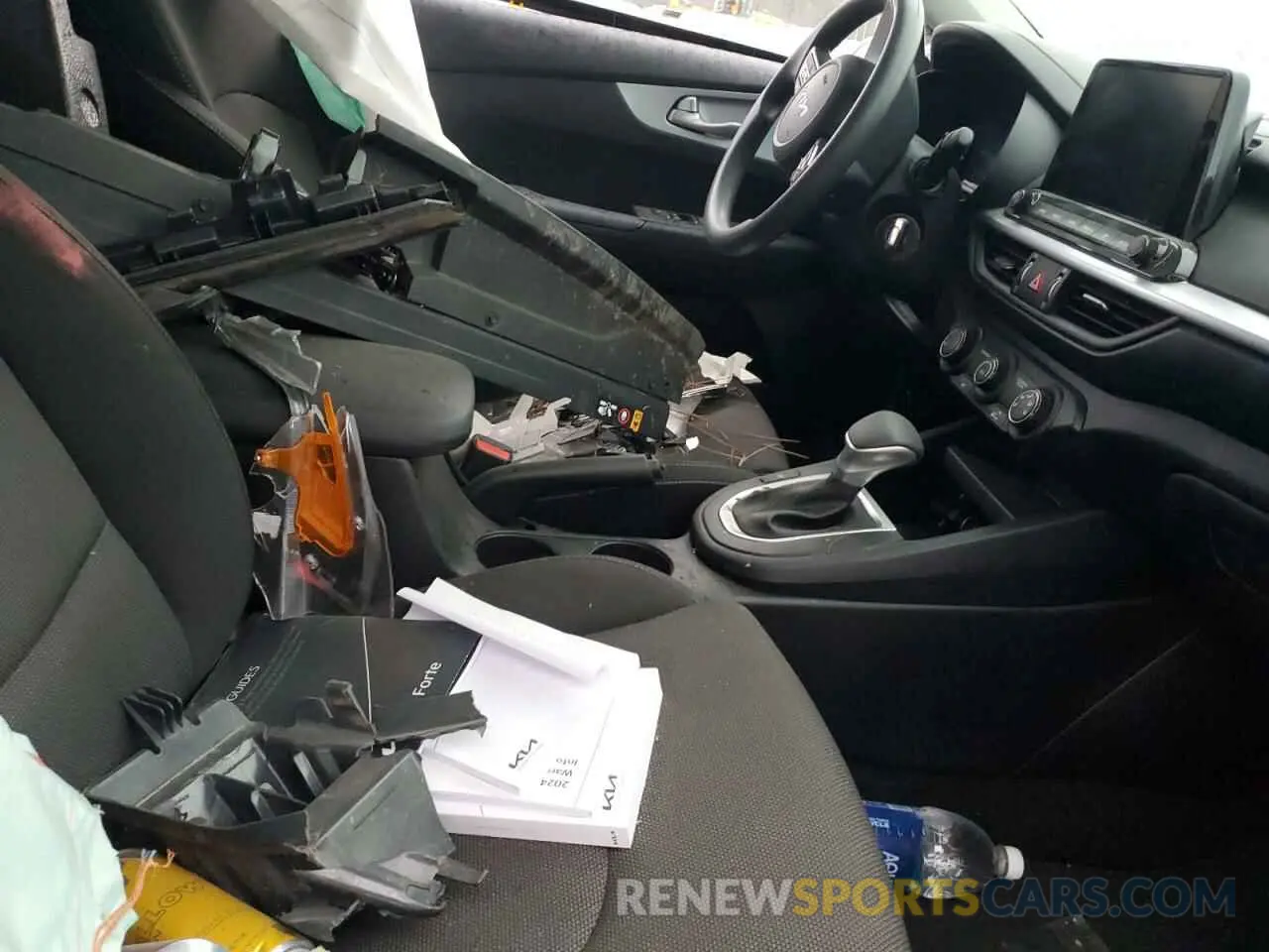 7 Photograph of a damaged car 3KPF24ADXRE728538 KIA FORTE 2024