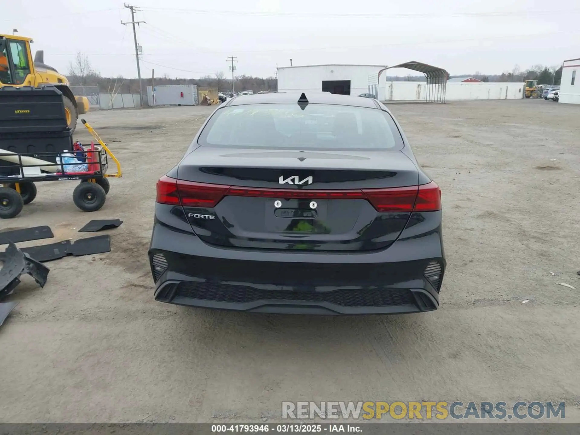 17 Photograph of a damaged car 3KPF24ADXRE744271 KIA FORTE 2024