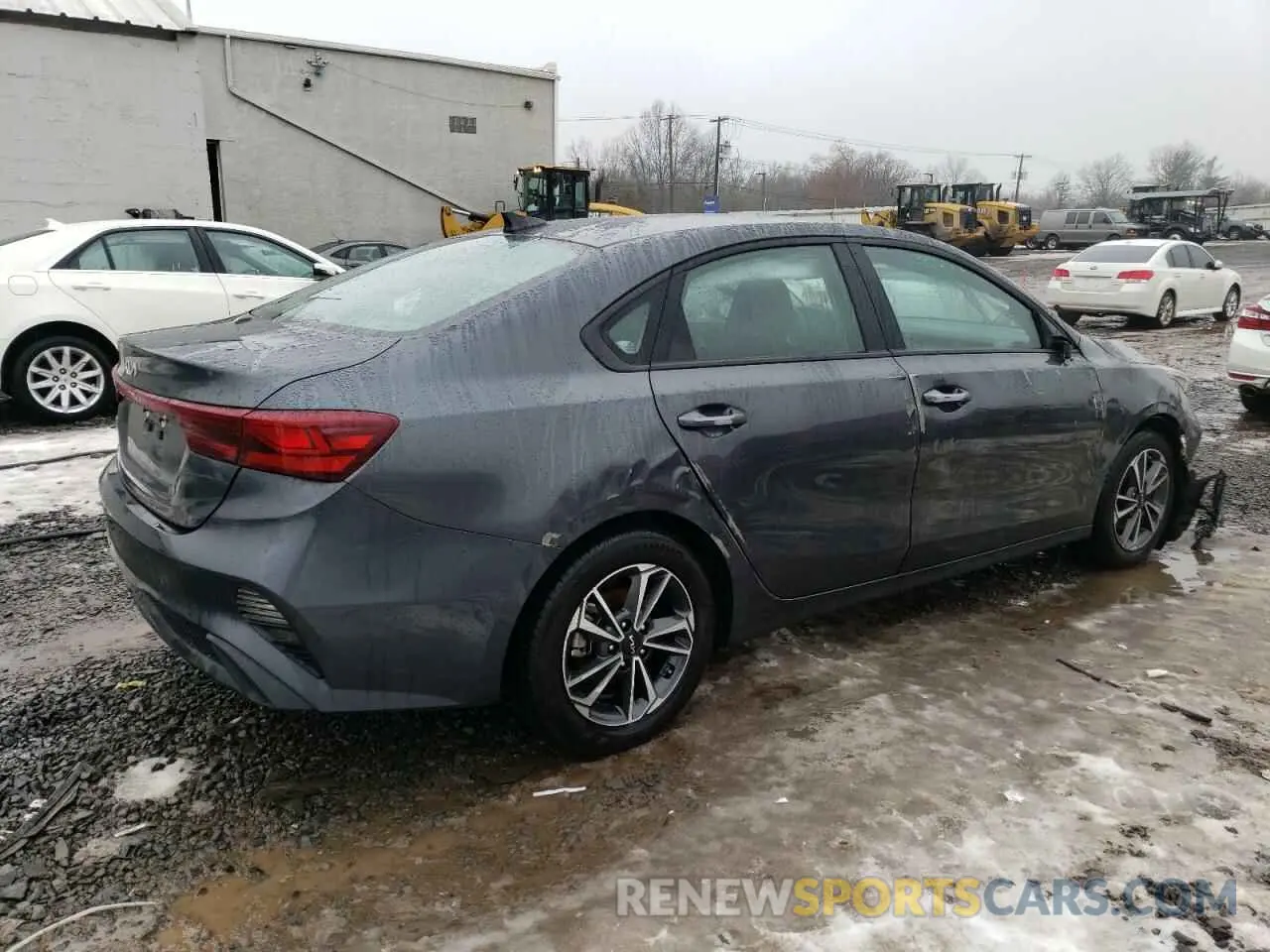 3 Photograph of a damaged car 3KPF24ADXRE744481 KIA FORTE 2024