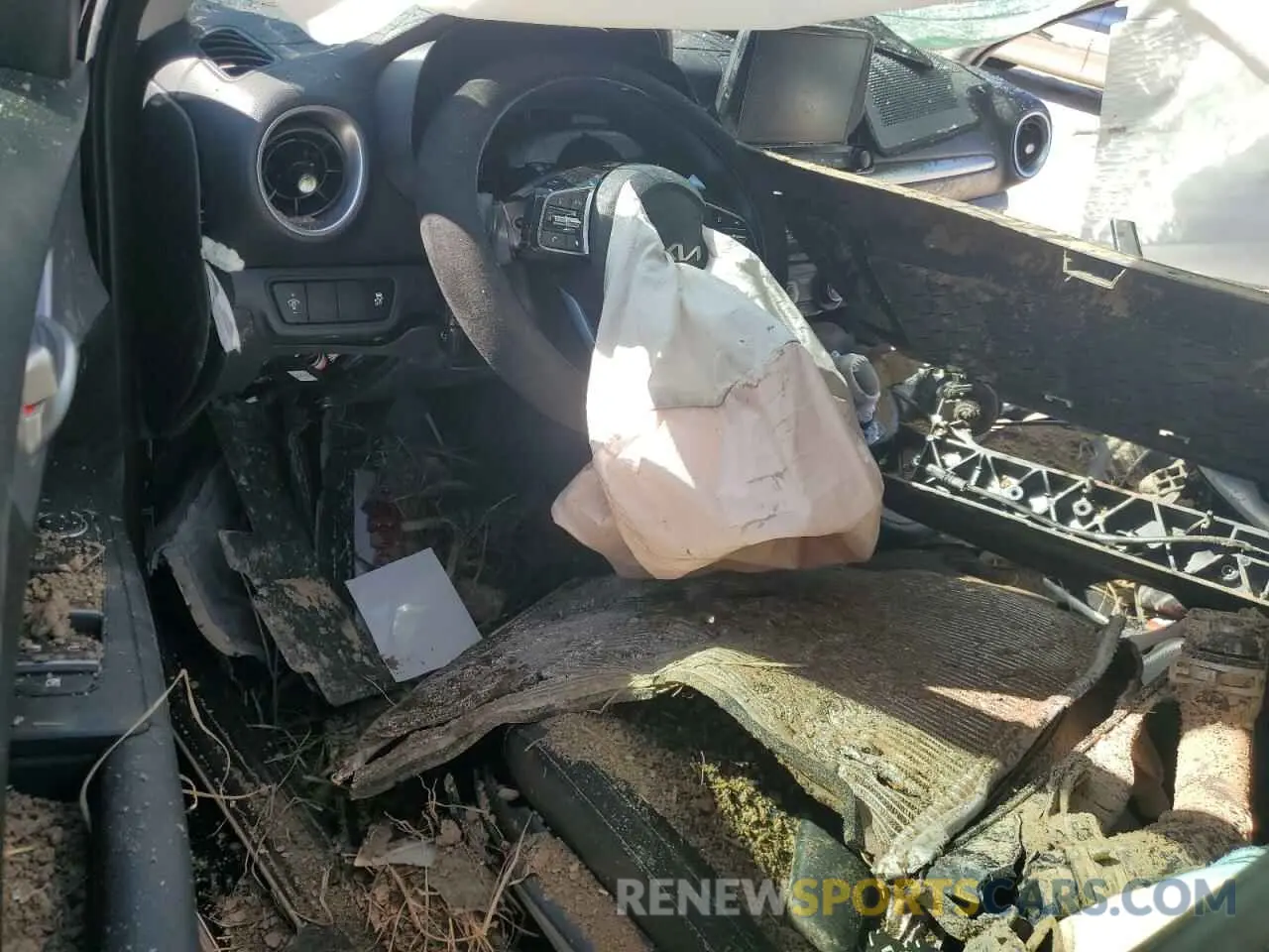 8 Photograph of a damaged car 3KPF24ADXRE766903 KIA FORTE 2024
