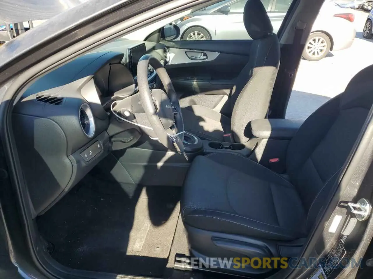 7 Photograph of a damaged car 3KPF24ADXRE783636 KIA FORTE 2024