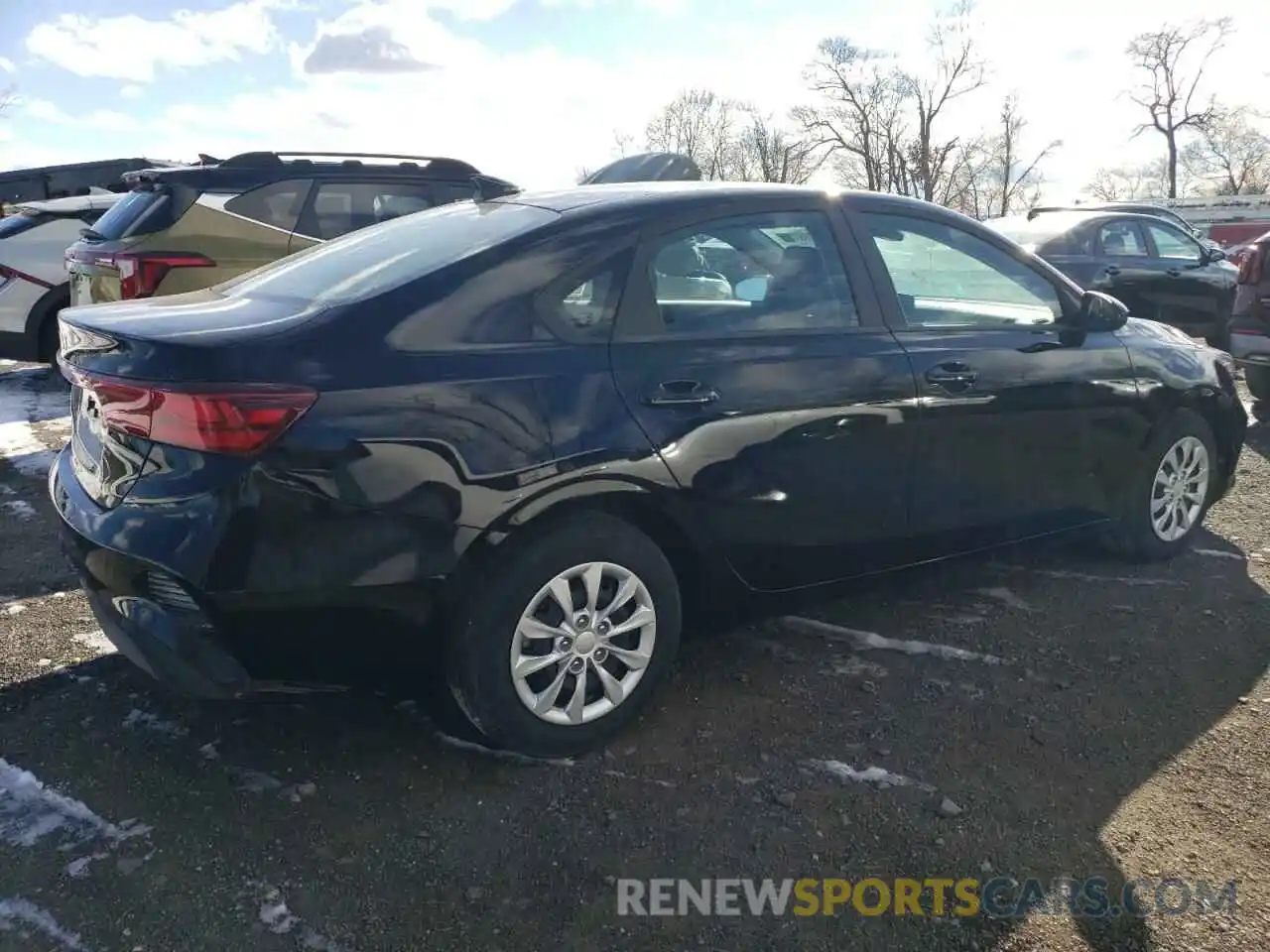 3 Photograph of a damaged car 3KPF24ADXRE803366 KIA FORTE 2024