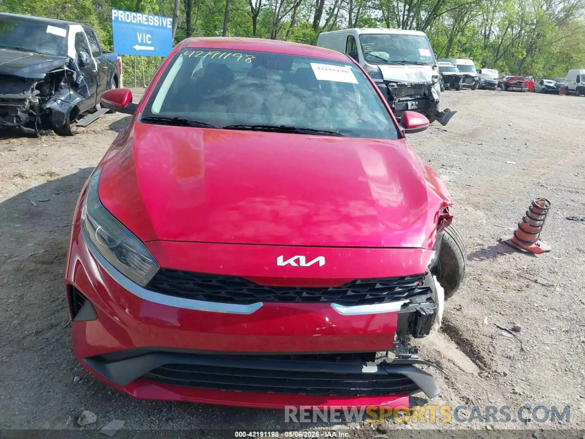 12 Photograph of a damaged car 3KPF24ADXRE821351 KIA FORTE 2024