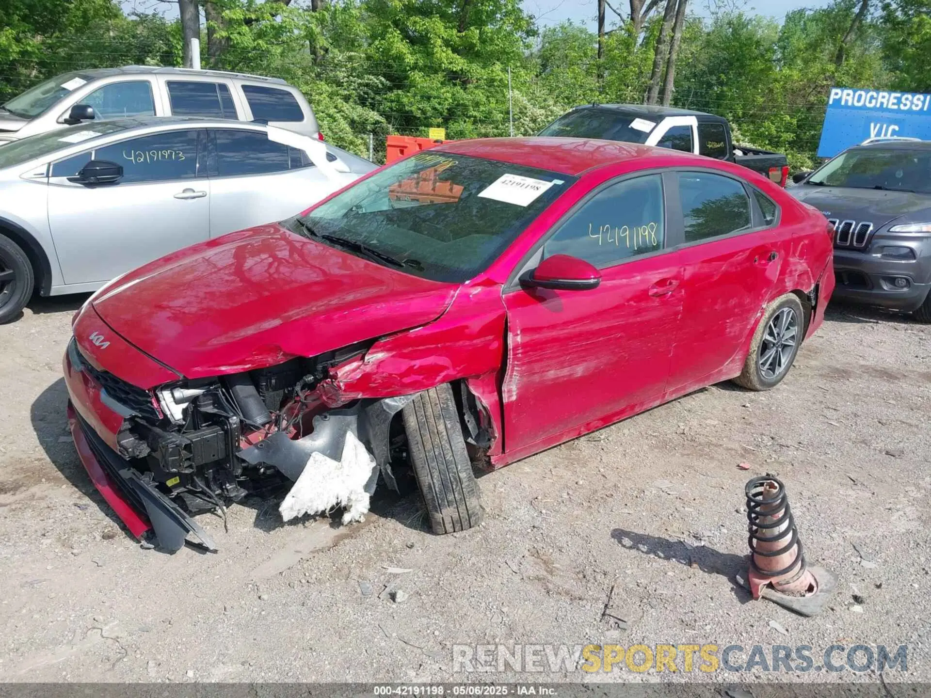 2 Photograph of a damaged car 3KPF24ADXRE821351 KIA FORTE 2024