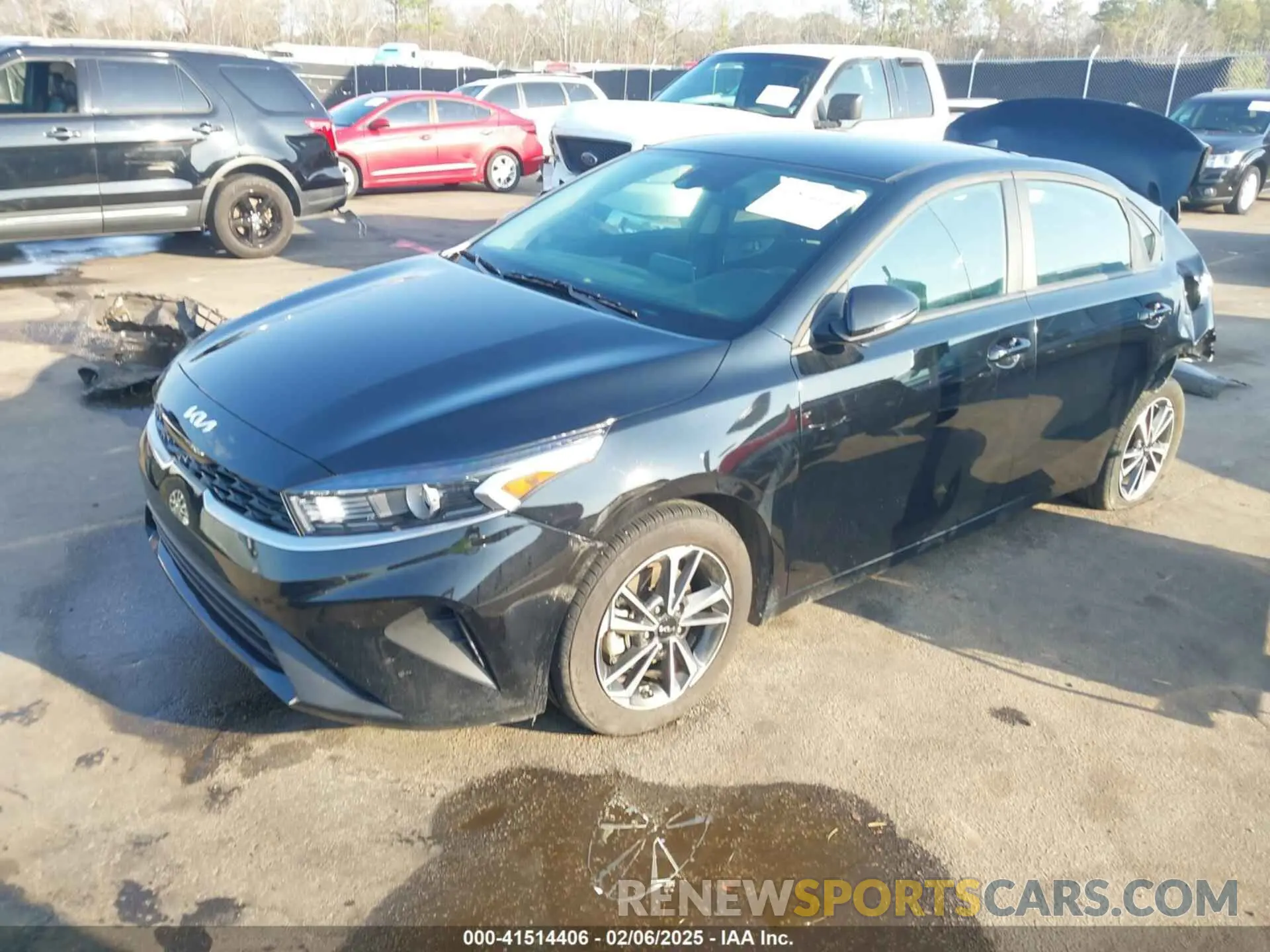2 Photograph of a damaged car 3KPF24ADXRE824413 KIA FORTE 2024