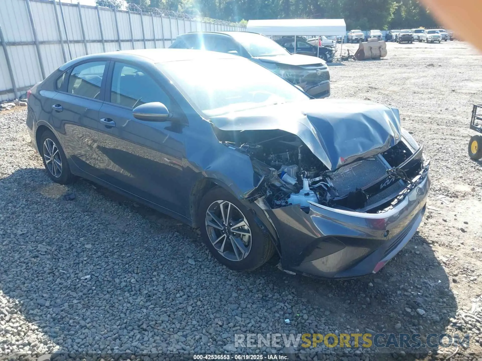1 Photograph of a damaged car 3KPF24ADXRE826131 KIA FORTE 2024