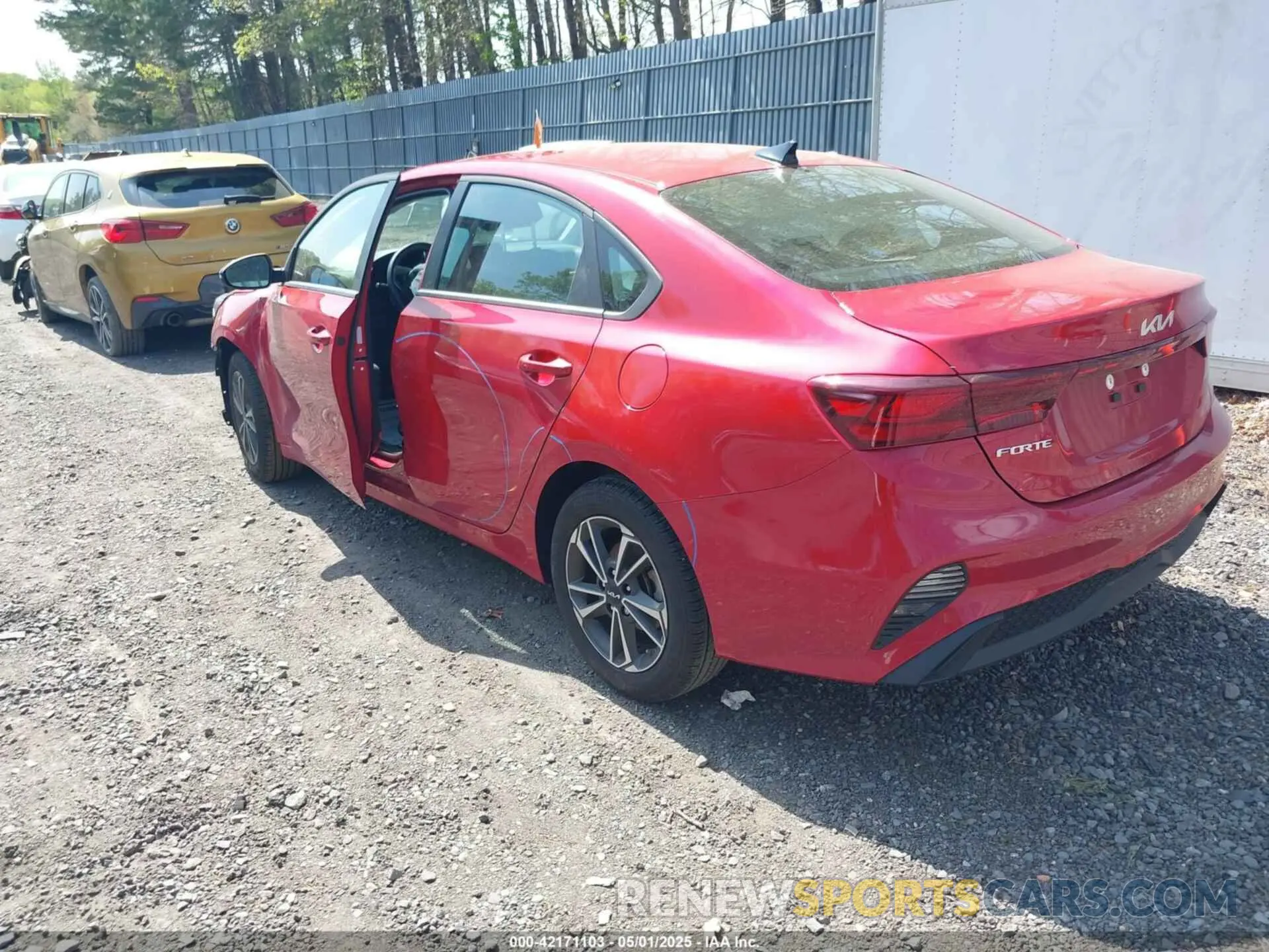 3 Photograph of a damaged car 3KPF24ADXRE830308 KIA FORTE 2024