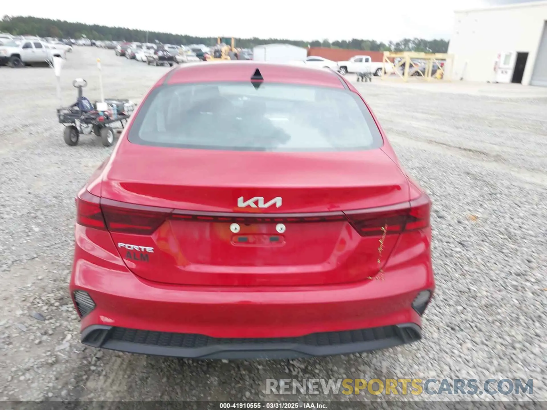 17 Photograph of a damaged car 3KPF24ADXRE830874 KIA FORTE 2024