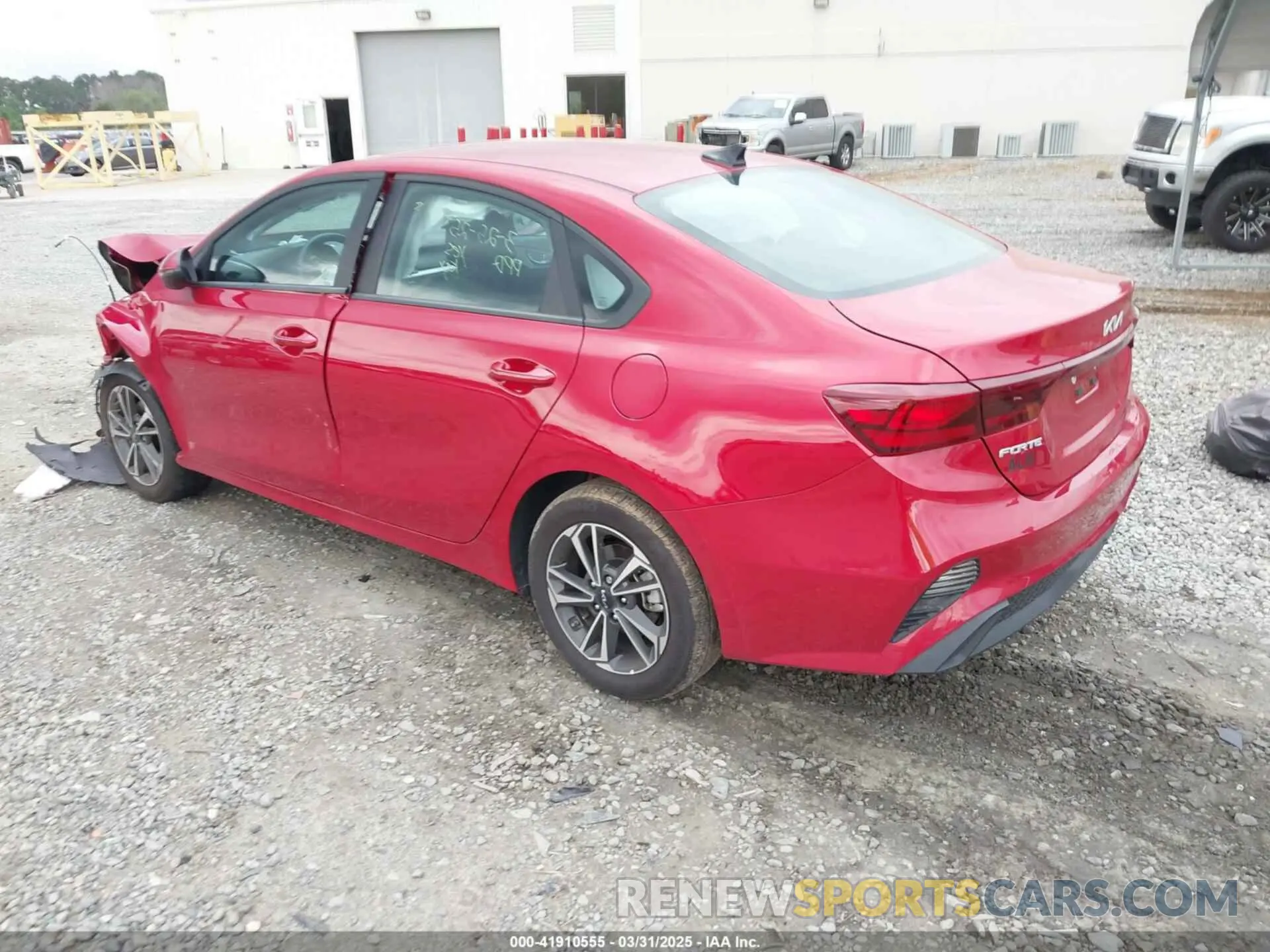 3 Photograph of a damaged car 3KPF24ADXRE830874 KIA FORTE 2024