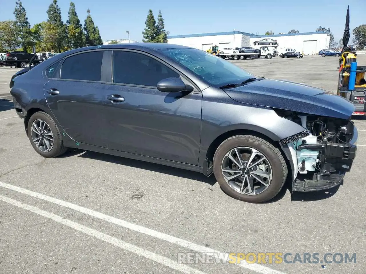 4 Photograph of a damaged car 3KPF24ADXRE837663 KIA FORTE 2024