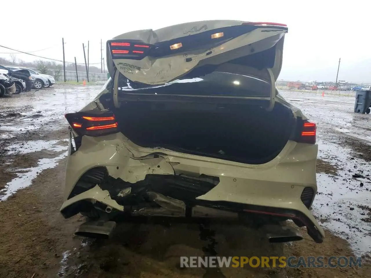 6 Photograph of a damaged car 3KPF44AC0RE716612 KIA FORTE 2024