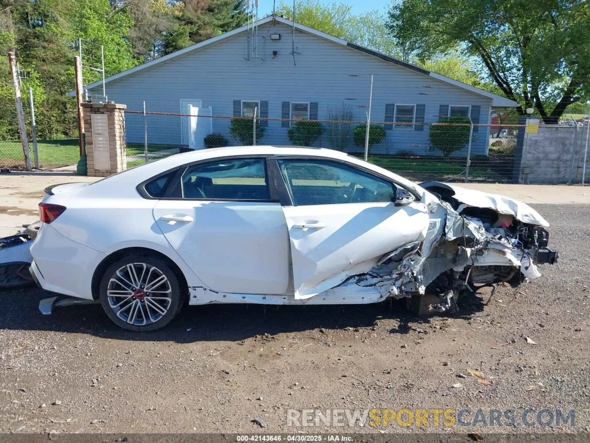 14 Photograph of a damaged car 3KPF44AC0RE786868 KIA FORTE 2024