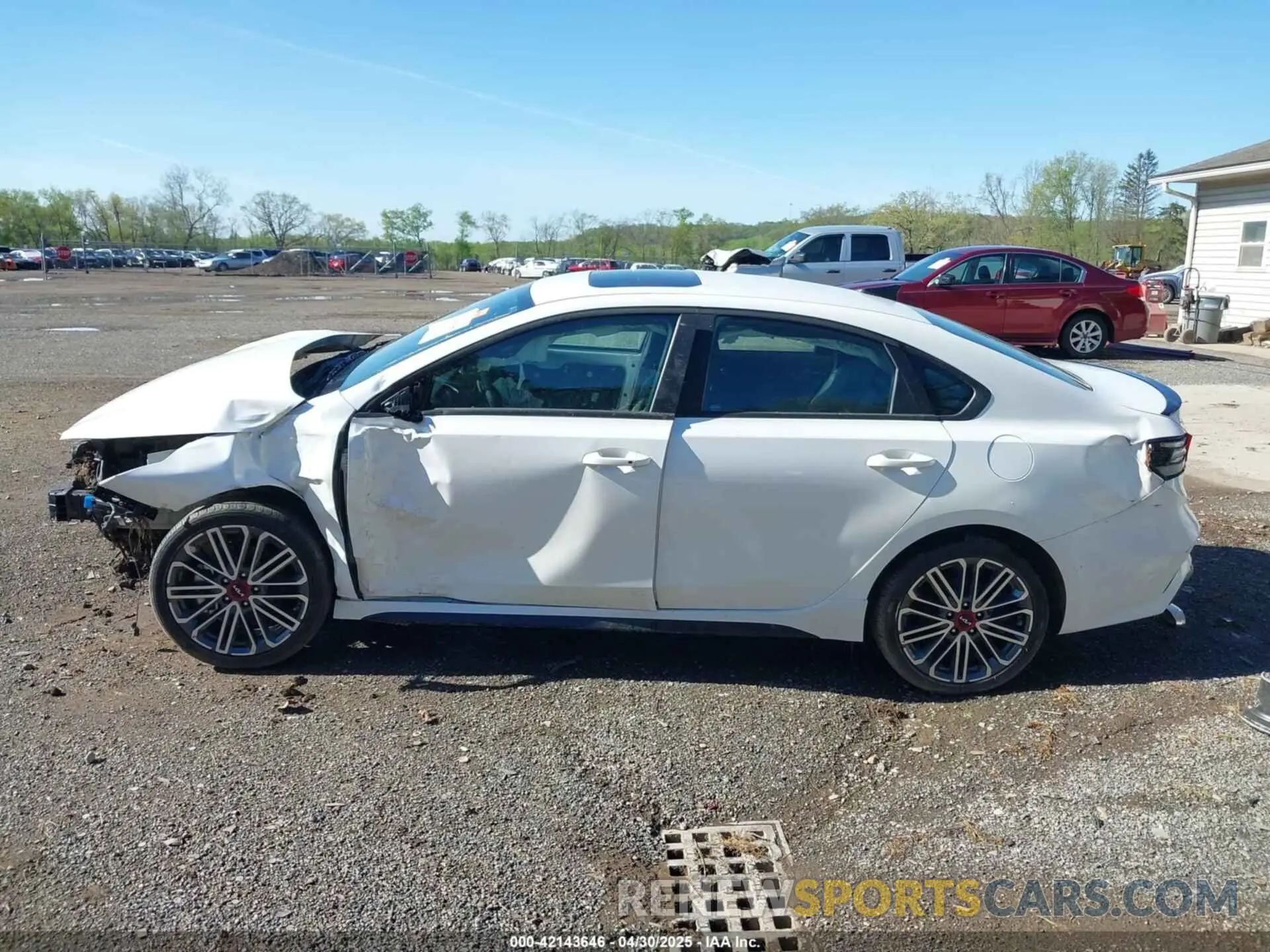 15 Photograph of a damaged car 3KPF44AC0RE786868 KIA FORTE 2024