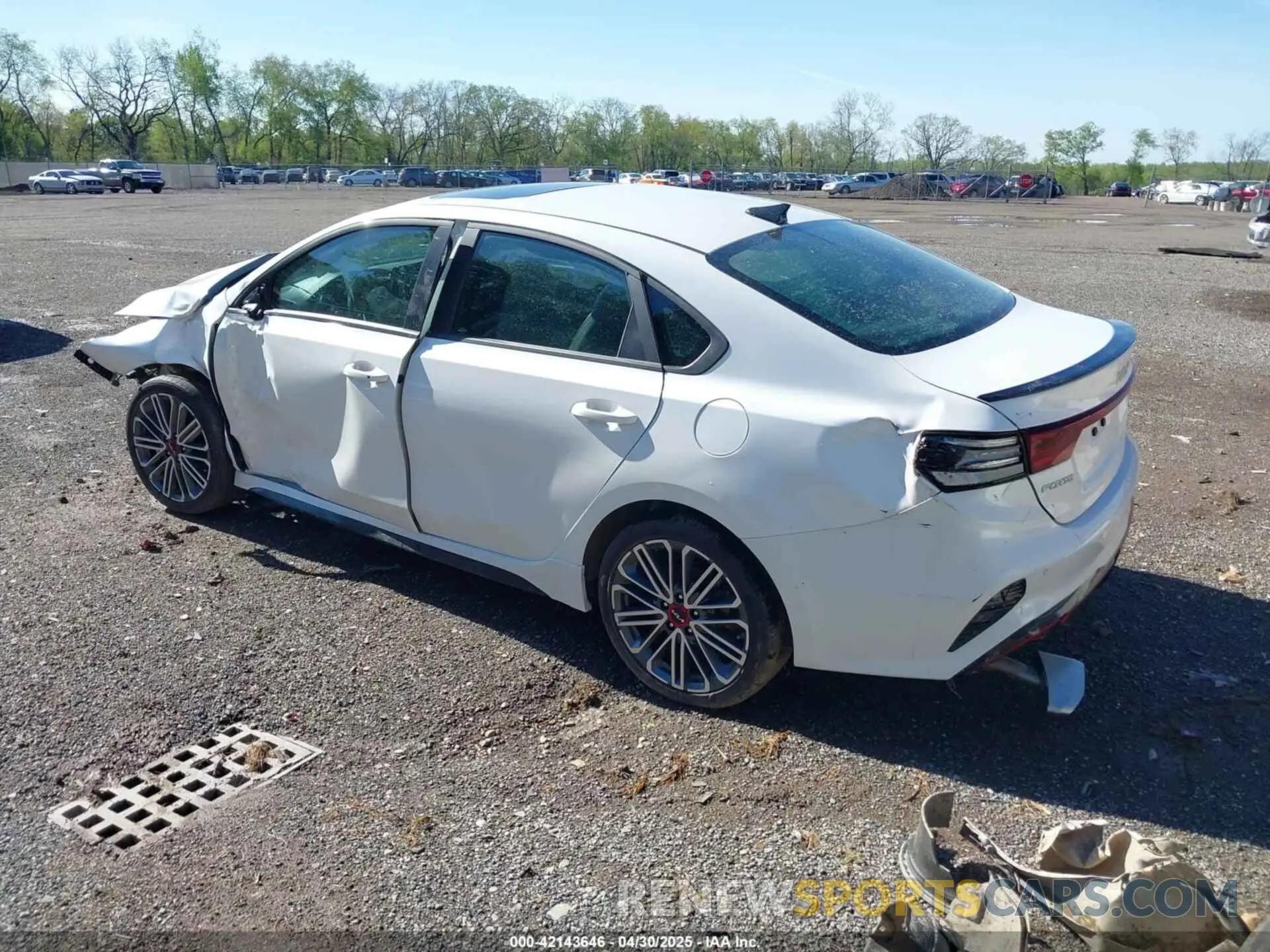 3 Photograph of a damaged car 3KPF44AC0RE786868 KIA FORTE 2024
