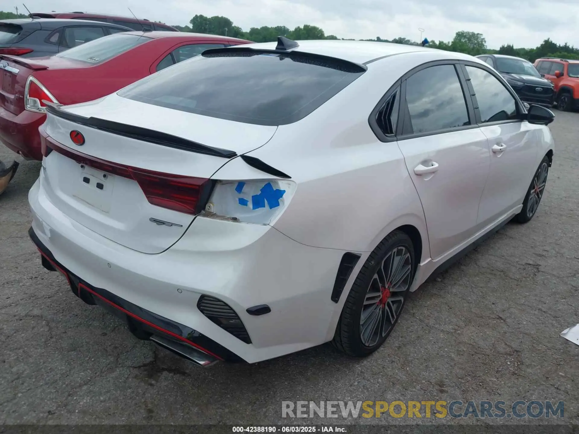 4 Photograph of a damaged car 3KPF44AC2RE716501 KIA FORTE 2024