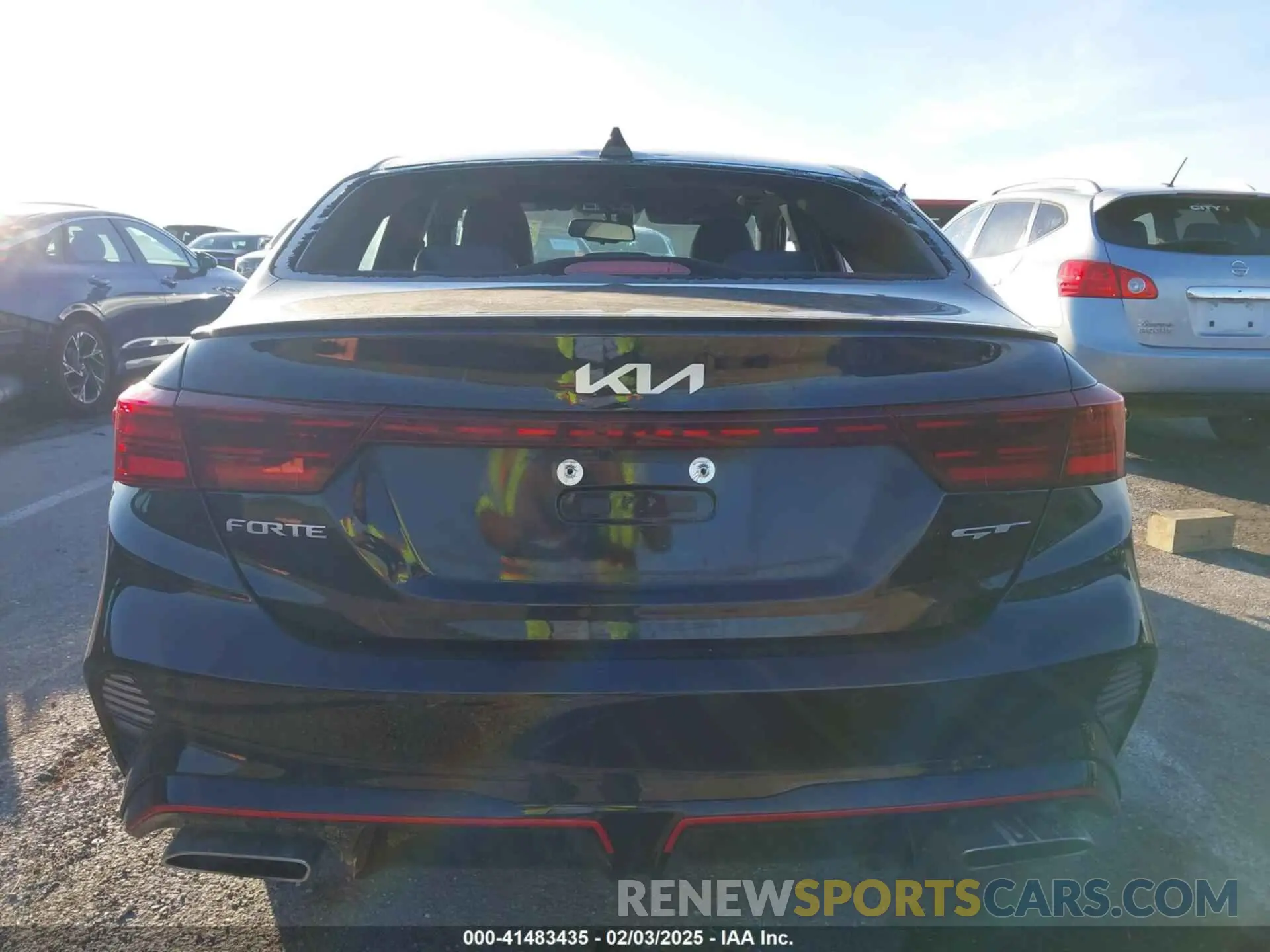 17 Photograph of a damaged car 3KPF44AC2RE717227 KIA FORTE 2024