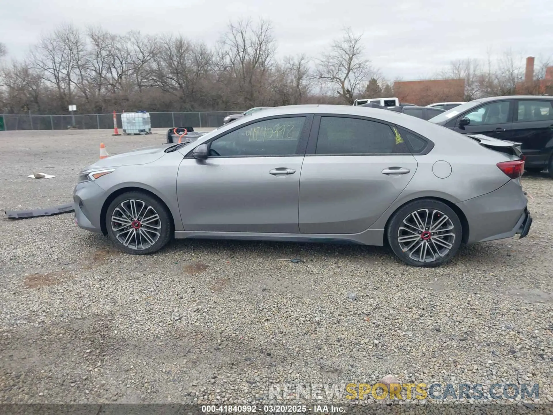 15 Photograph of a damaged car 3KPF44AC2RE740846 KIA FORTE 2024