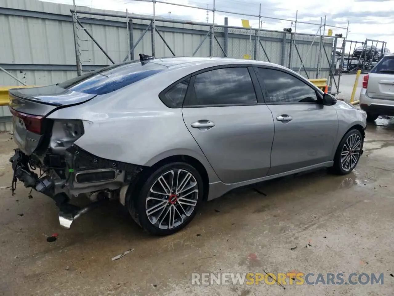 3 Photograph of a damaged car 3KPF44AC3RE747417 KIA FORTE 2024