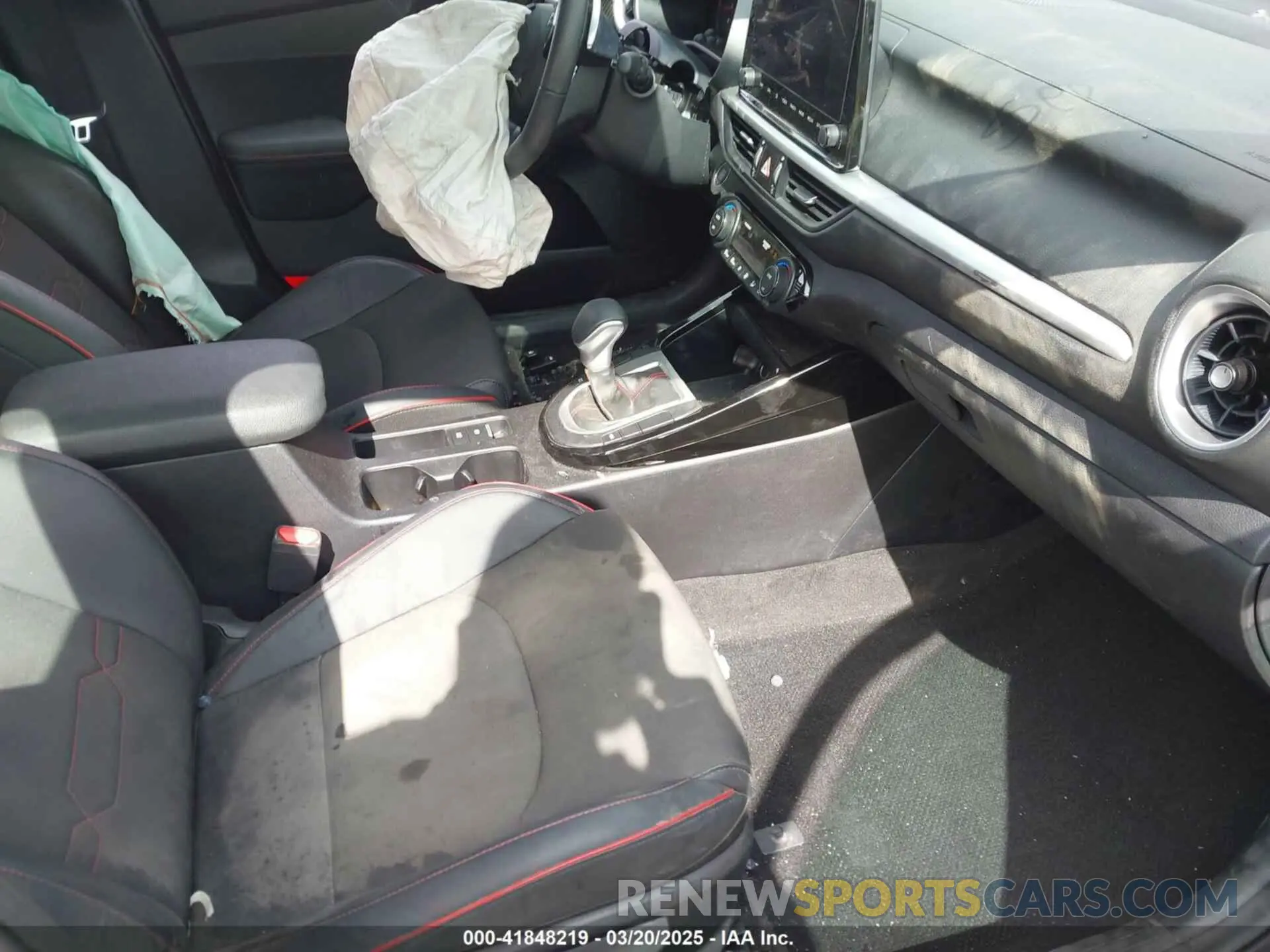5 Photograph of a damaged car 3KPF44AC3RE814551 KIA FORTE 2024