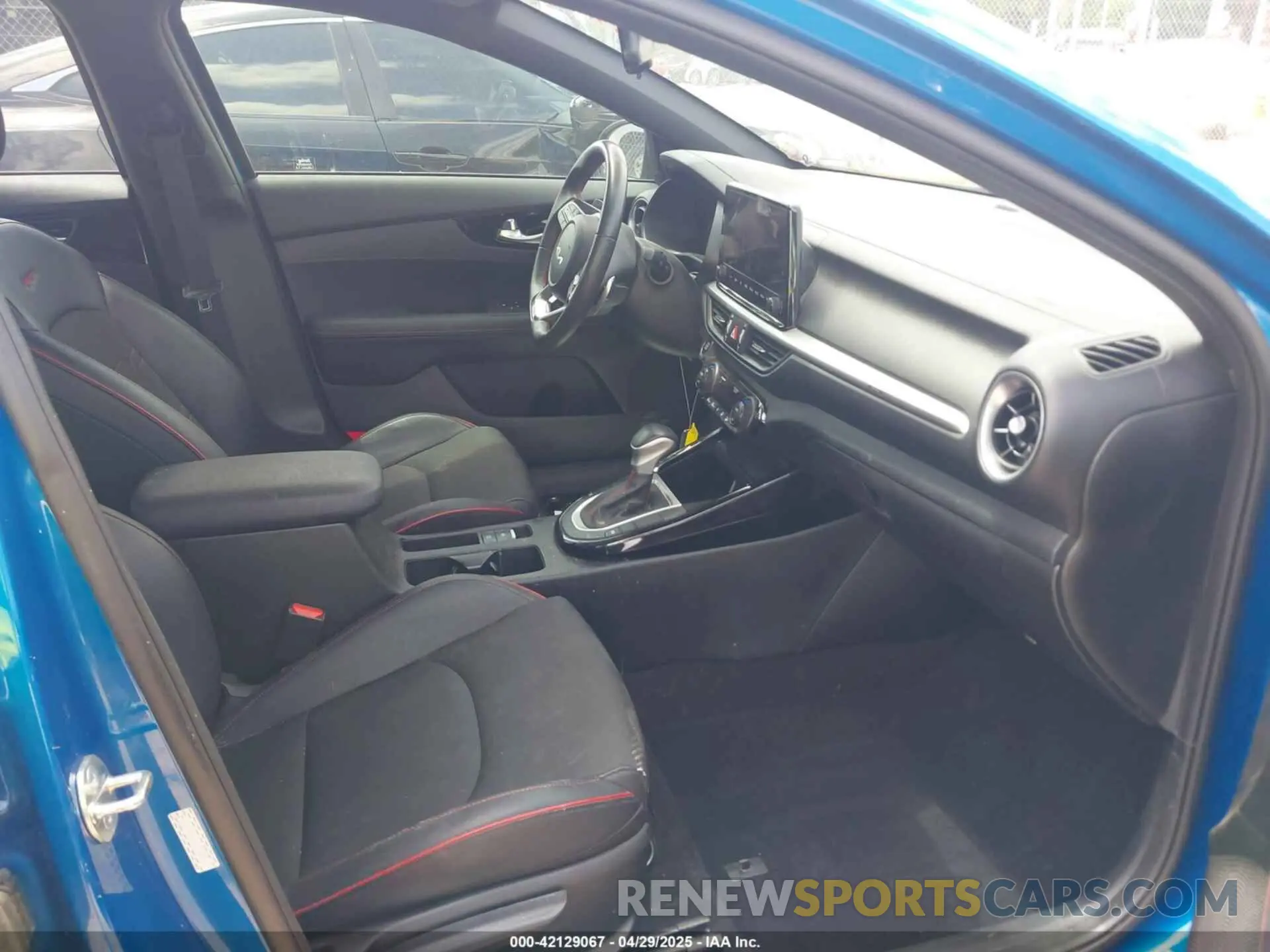 5 Photograph of a damaged car 3KPF44AC4RE688250 KIA FORTE 2024