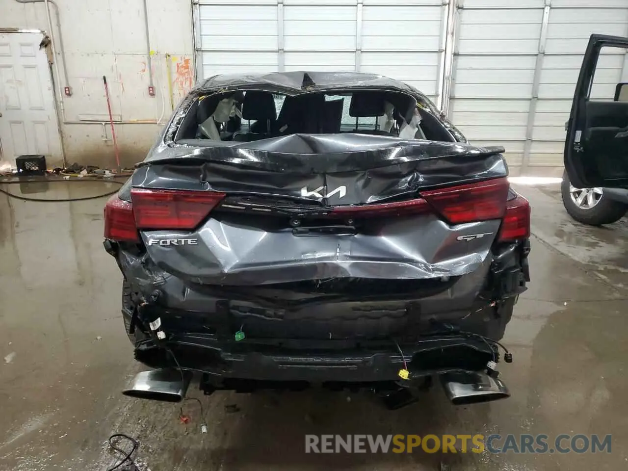 6 Photograph of a damaged car 3KPF44AC5RE720056 KIA FORTE 2024
