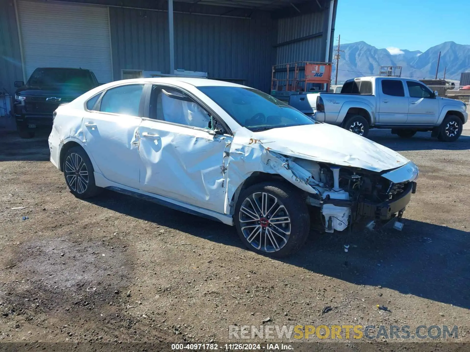 1 Photograph of a damaged car 3KPF44AC6RE743927 KIA FORTE 2024