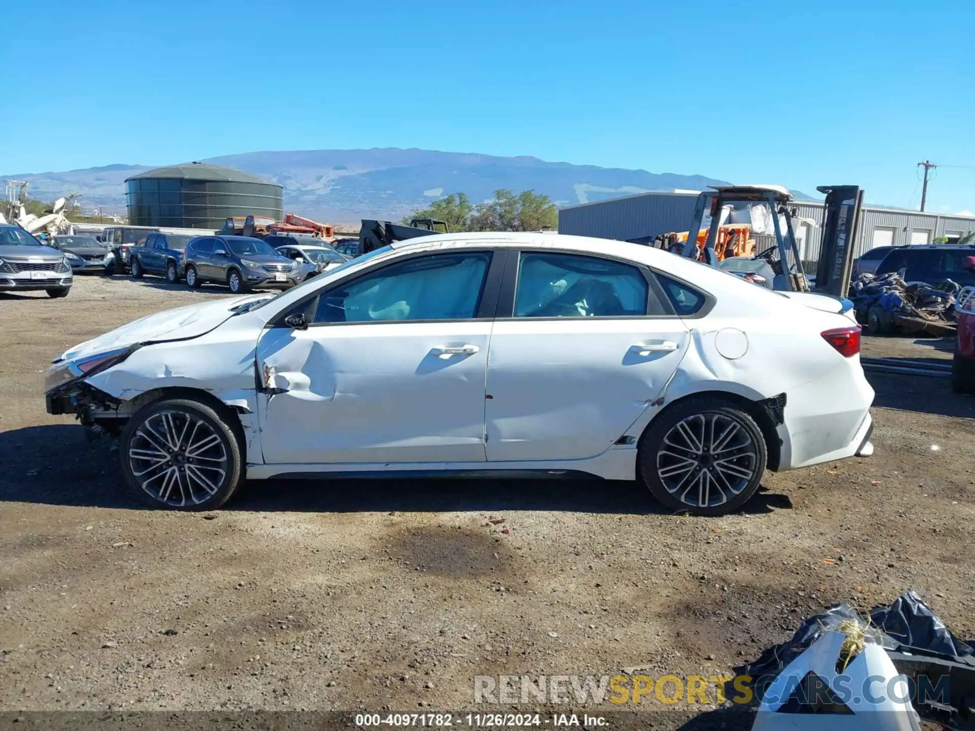 14 Photograph of a damaged car 3KPF44AC6RE743927 KIA FORTE 2024