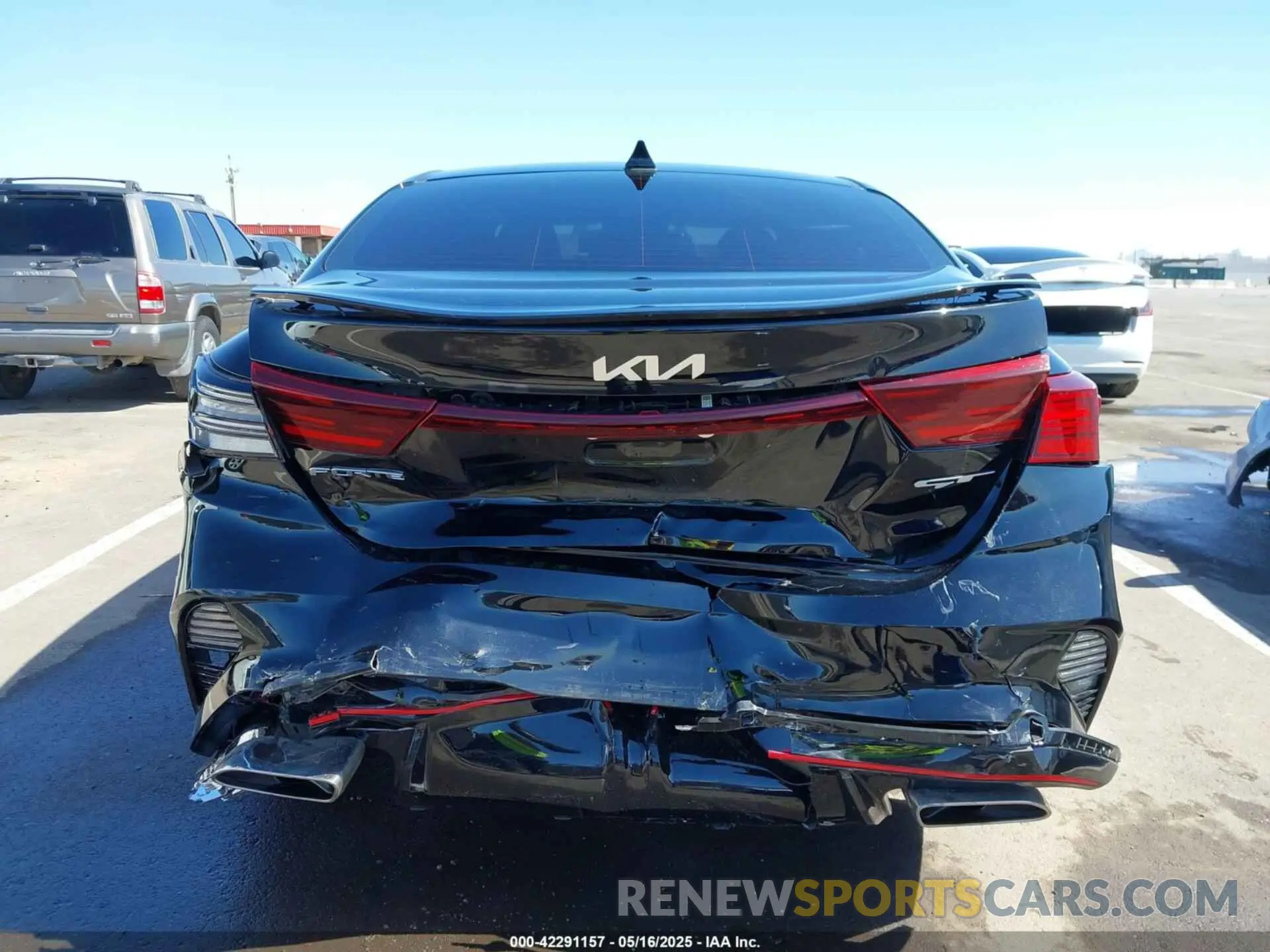 6 Photograph of a damaged car 3KPF44AC7RE692213 KIA FORTE 2024