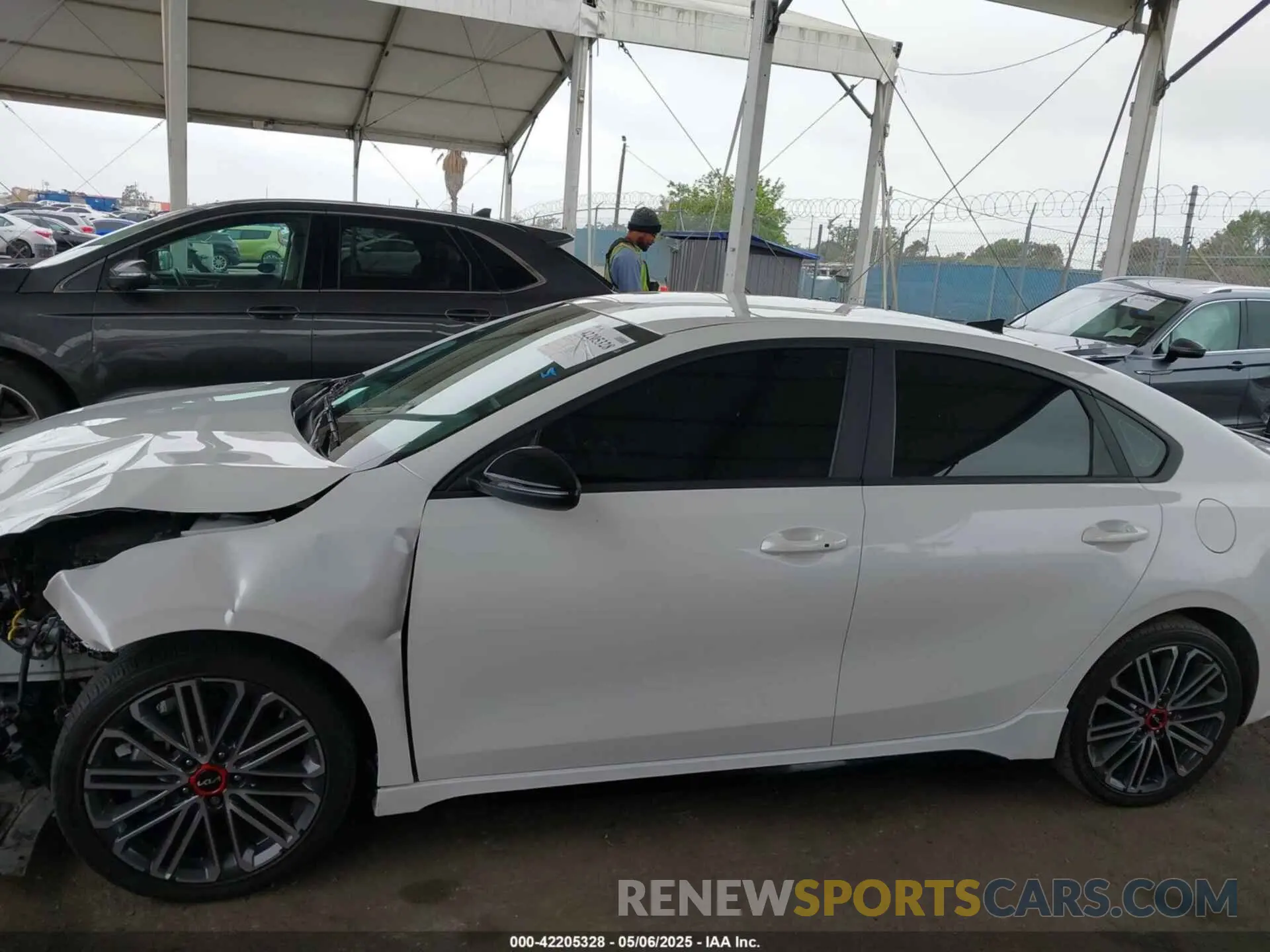 15 Photograph of a damaged car 3KPF44AC7RE699503 KIA FORTE 2024