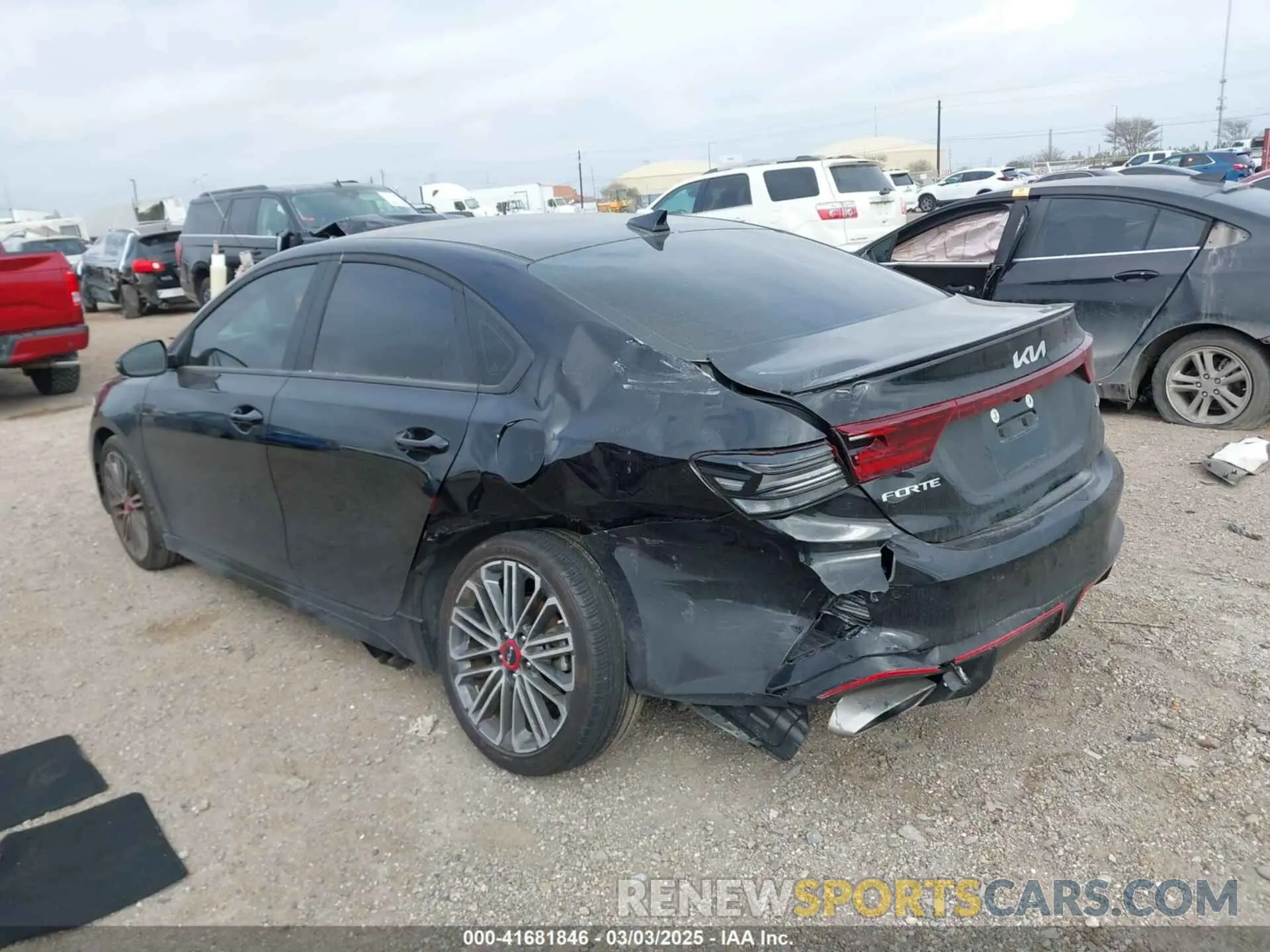 14 Photograph of a damaged car 3KPF44AC7RE771672 KIA FORTE 2024