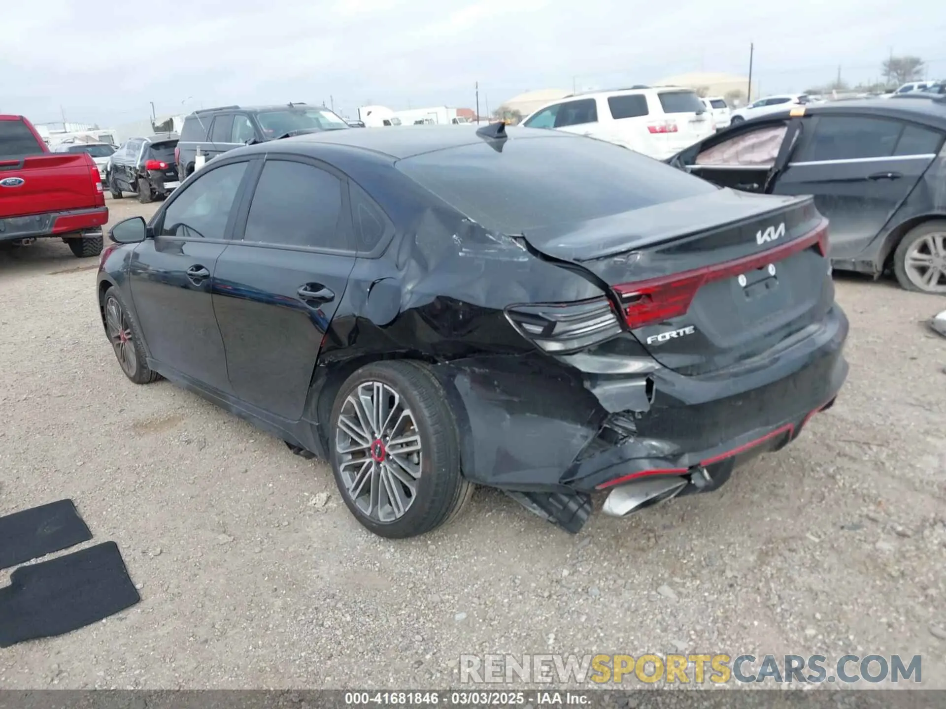 3 Photograph of a damaged car 3KPF44AC7RE771672 KIA FORTE 2024