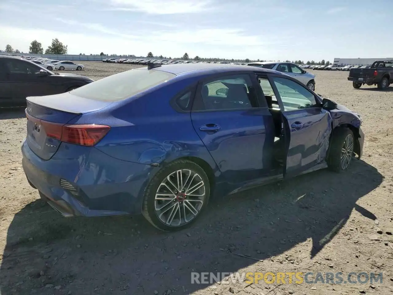 3 Photograph of a damaged car 3KPF44AC7RE781067 KIA FORTE 2024