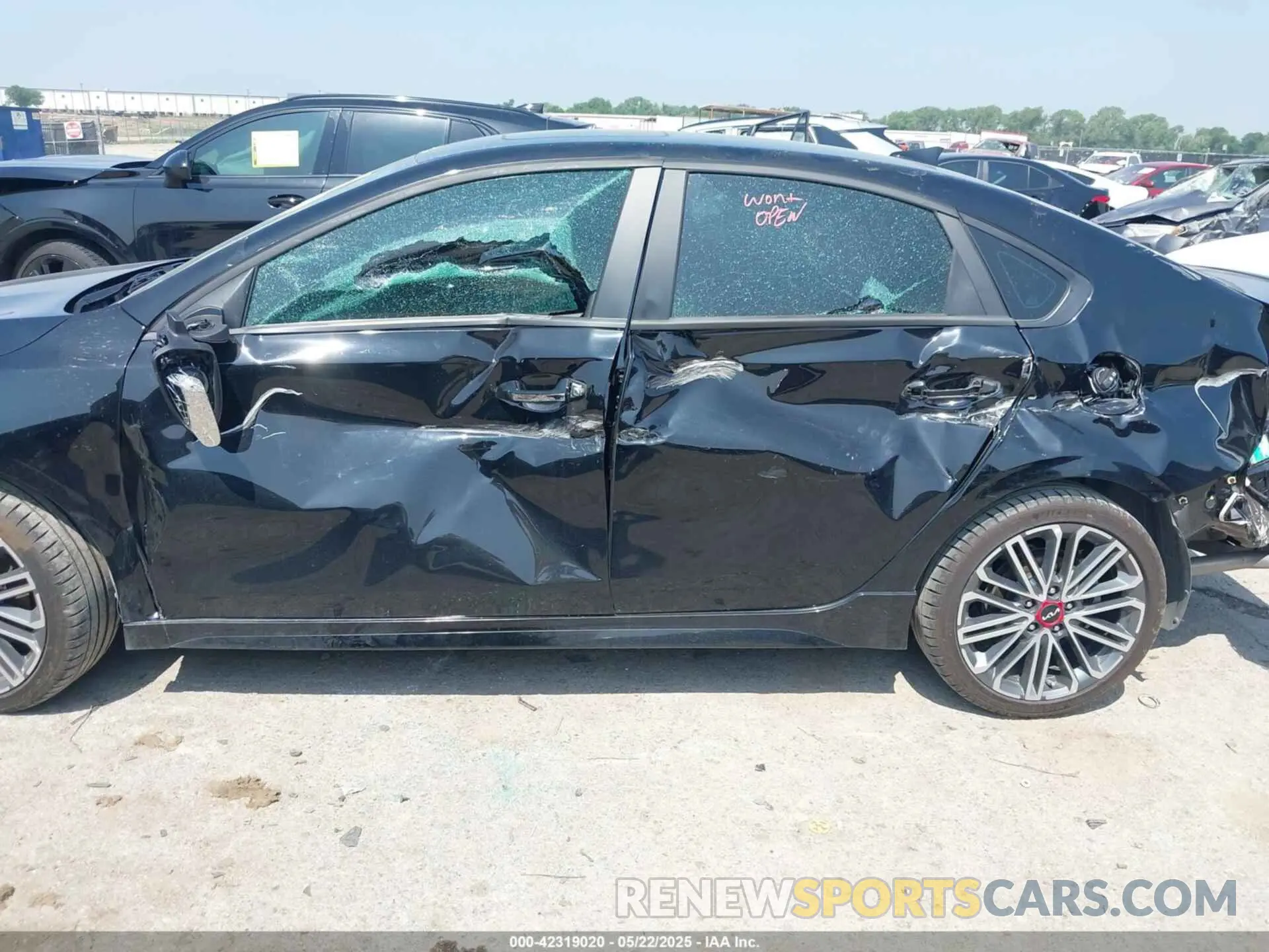 6 Photograph of a damaged car 3KPF44AC7RE788424 KIA FORTE 2024