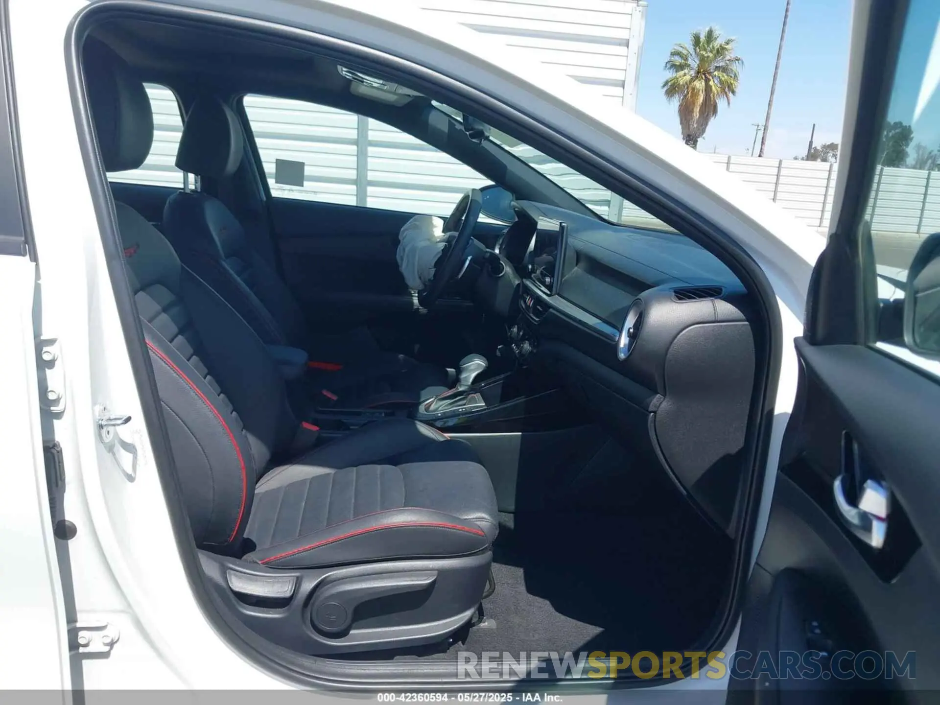 5 Photograph of a damaged car 3KPF44ACXRE751349 KIA FORTE 2024