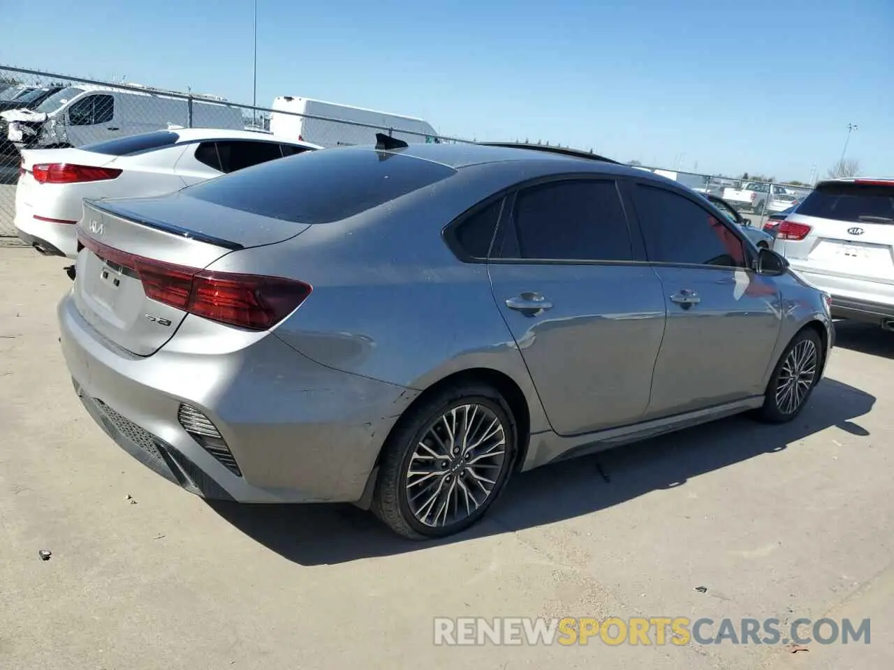 3 Photograph of a damaged car 3KPF54AD0RE712629 KIA FORTE 2024