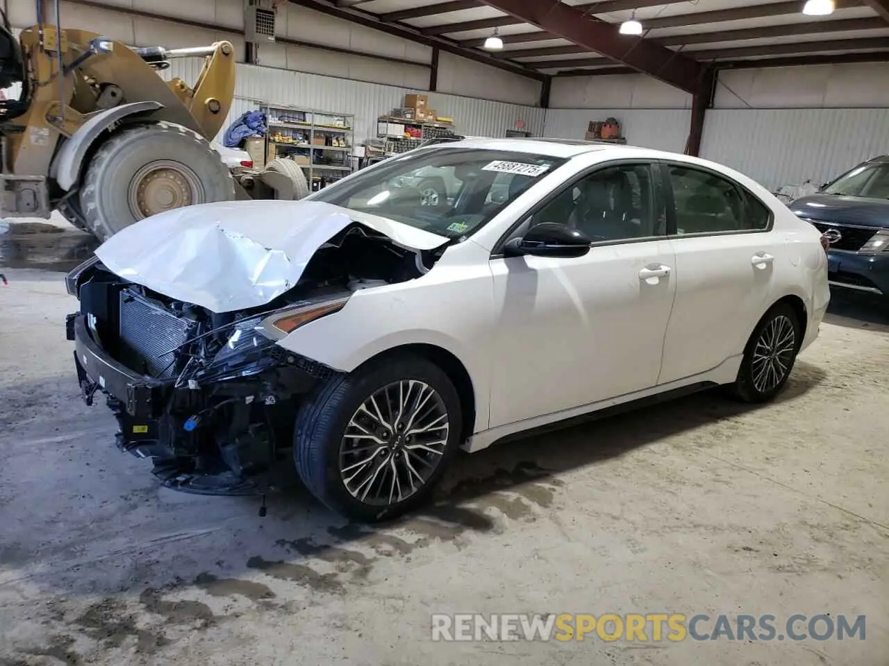 1 Photograph of a damaged car 3KPF54AD0RE753374 KIA FORTE 2024