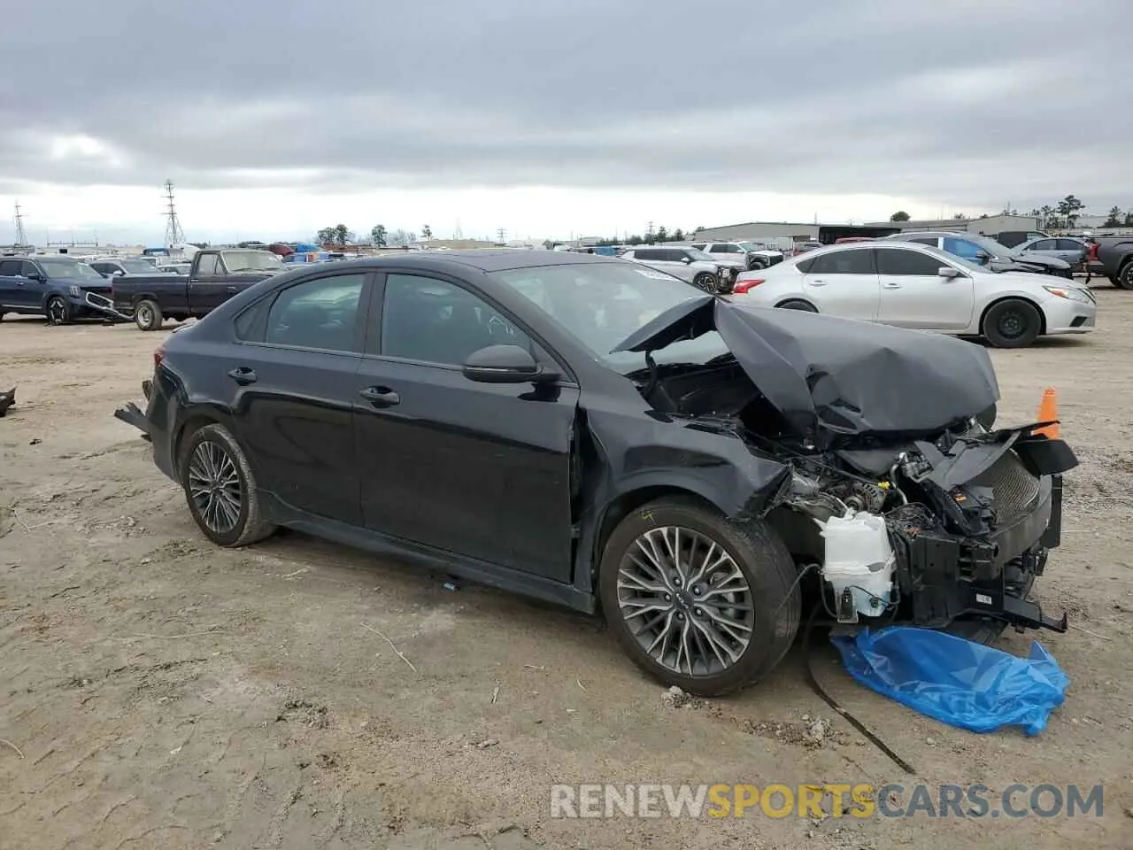 4 Photograph of a damaged car 3KPF54AD0RE763998 KIA FORTE 2024