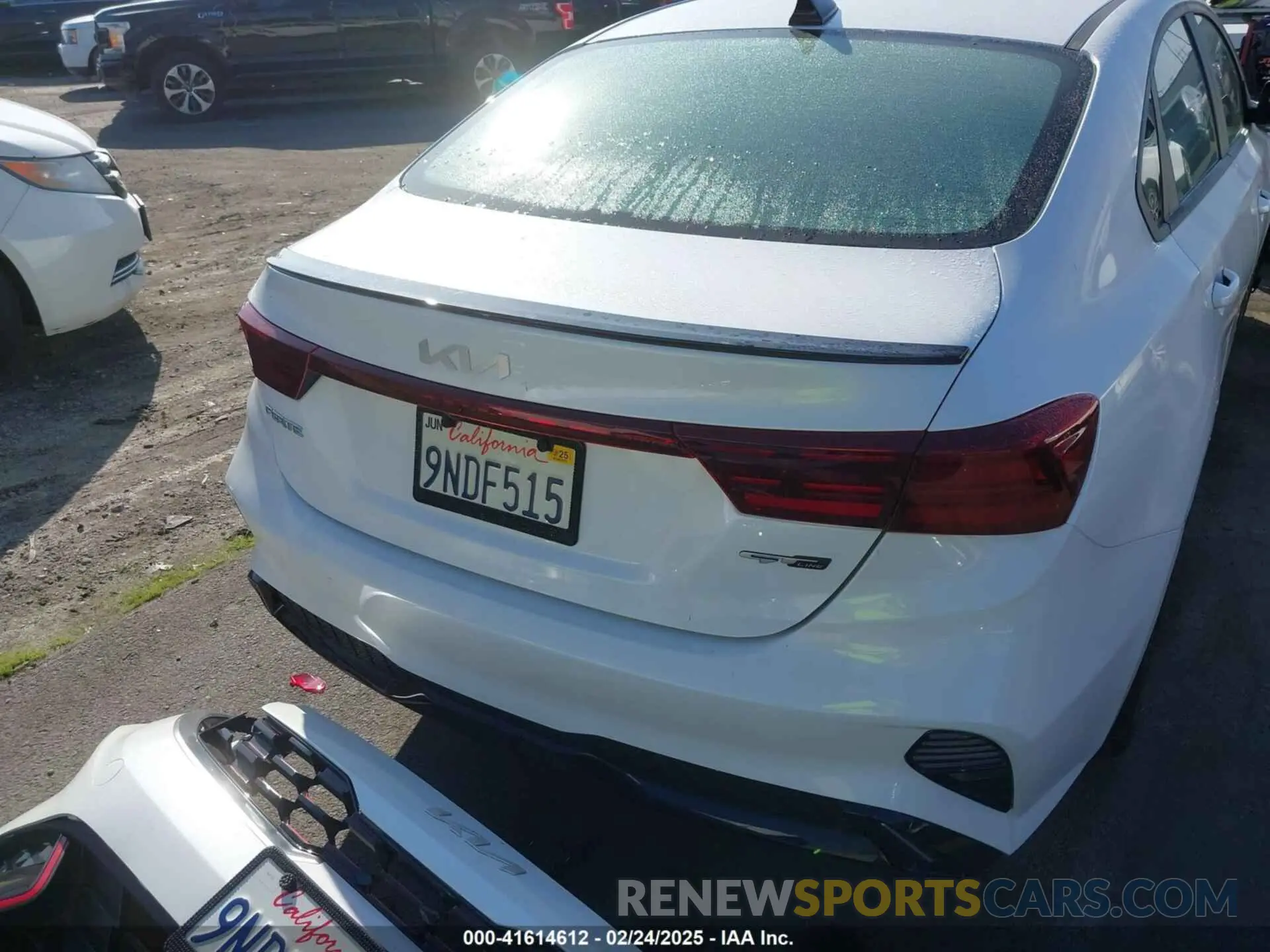 17 Photograph of a damaged car 3KPF54AD0RE769655 KIA FORTE 2024