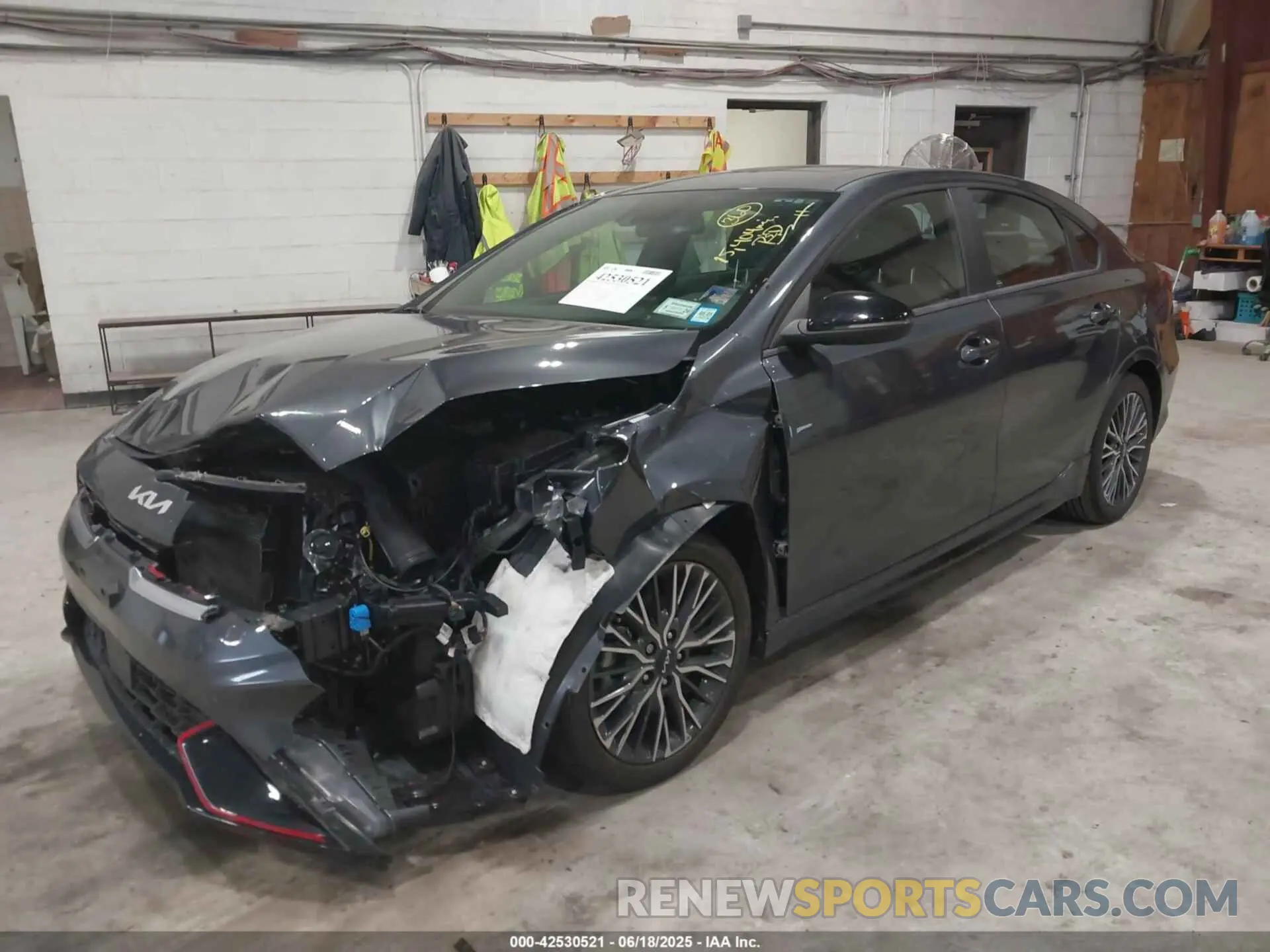 6 Photograph of a damaged car 3KPF54AD1RE721792 KIA FORTE 2024
