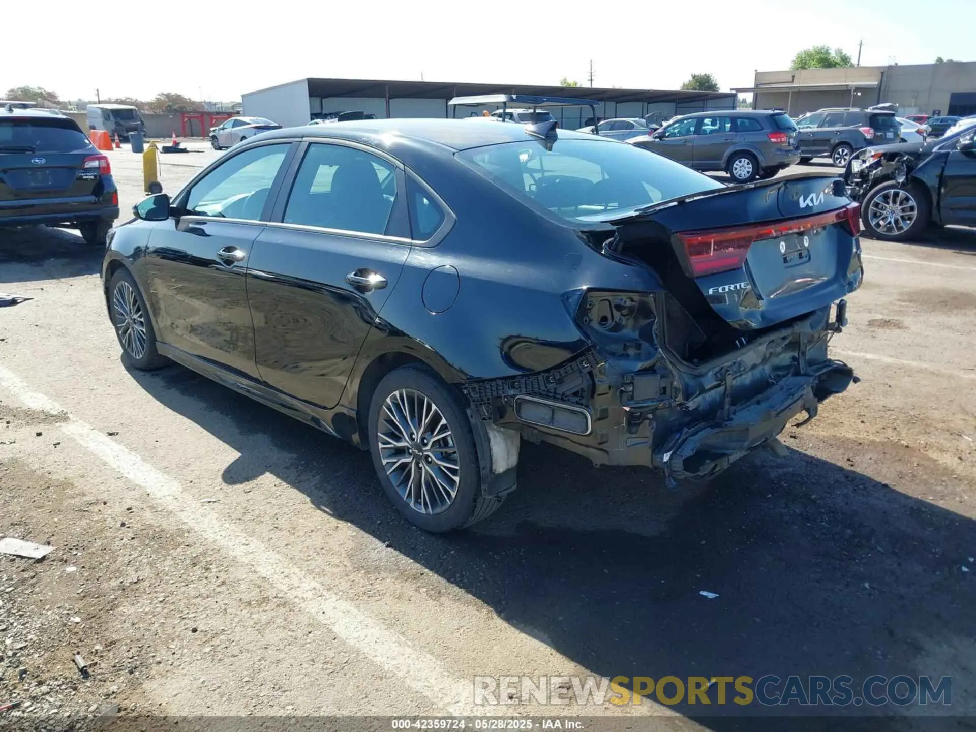 3 Photograph of a damaged car 3KPF54AD1RE726121 KIA FORTE 2024