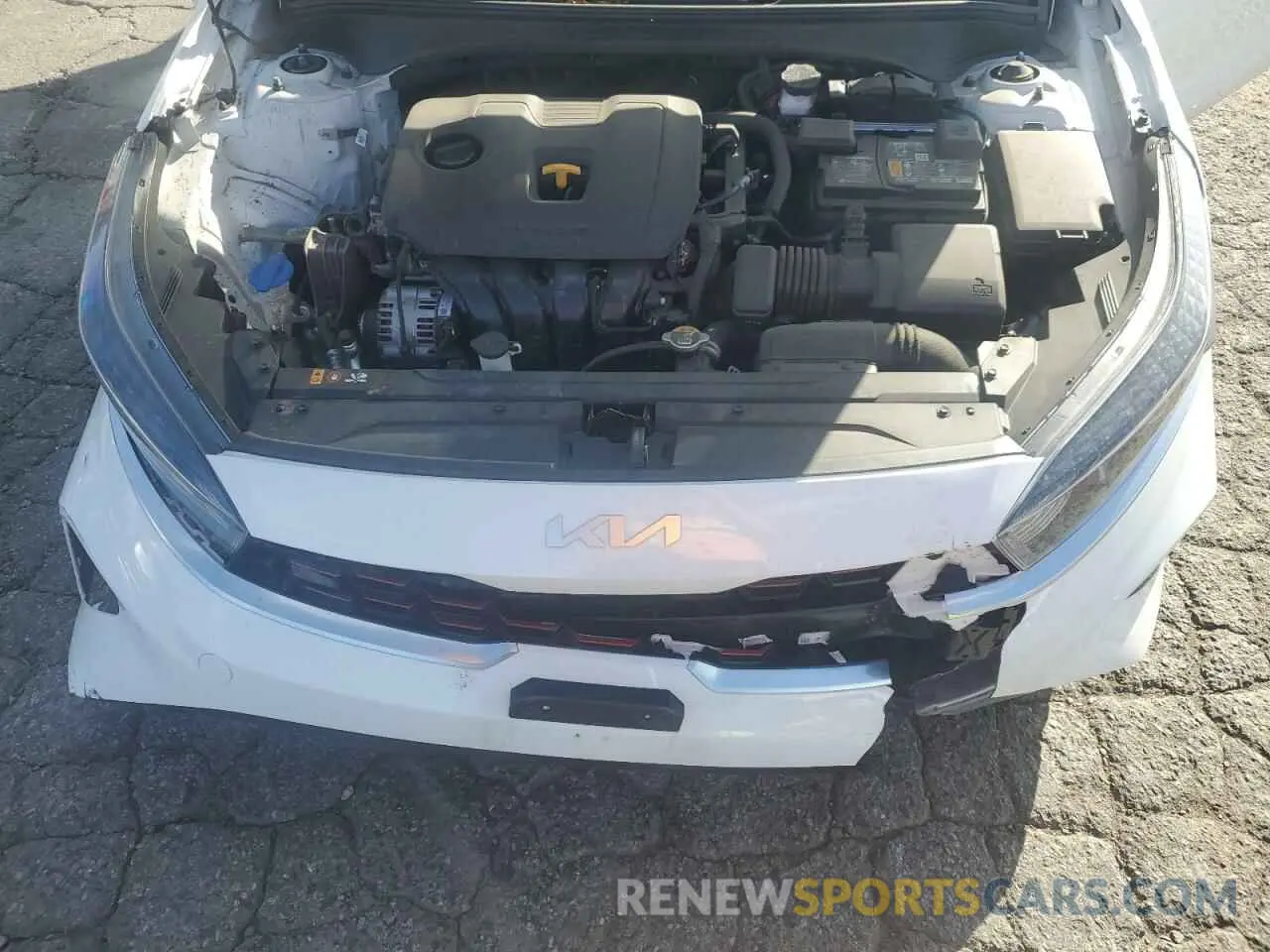 13 Photograph of a damaged car 3KPF54AD1RE729889 KIA FORTE 2024