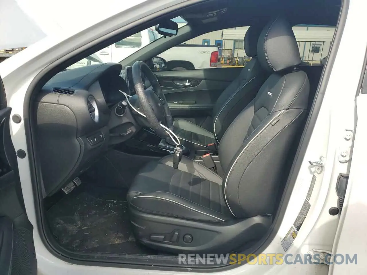 7 Photograph of a damaged car 3KPF54AD1RE744683 KIA FORTE 2024
