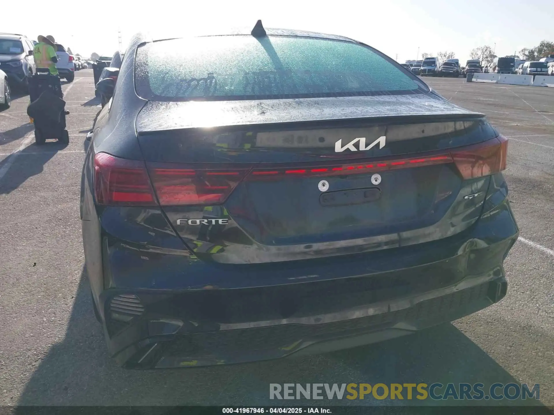 15 Photograph of a damaged car 3KPF54AD1RE765078 KIA FORTE 2024