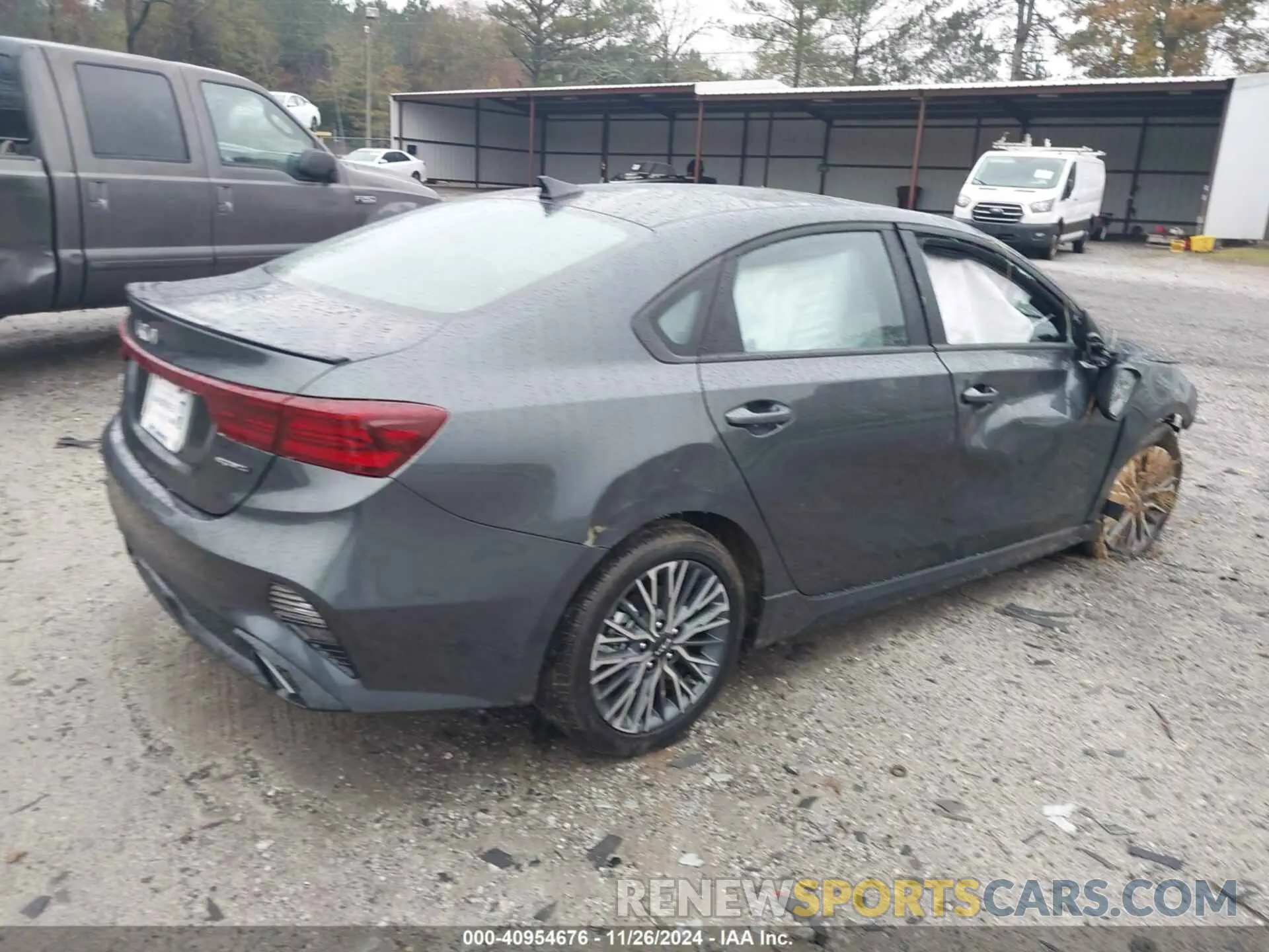 4 Photograph of a damaged car 3KPF54AD1RE816031 KIA FORTE 2024