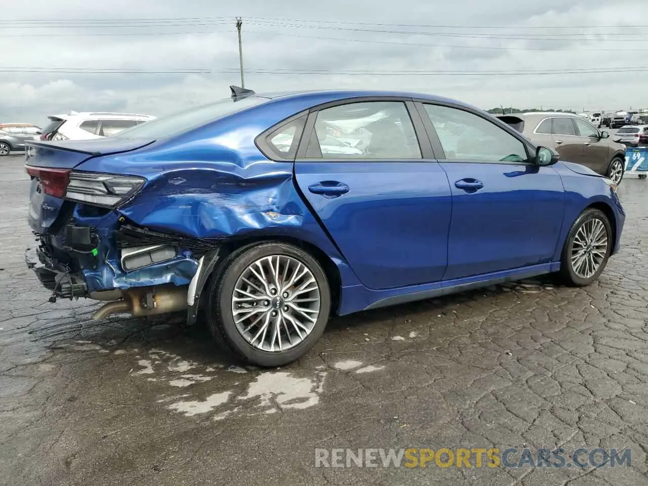 3 Photograph of a damaged car 3KPF54AD1RE829328 KIA FORTE 2024